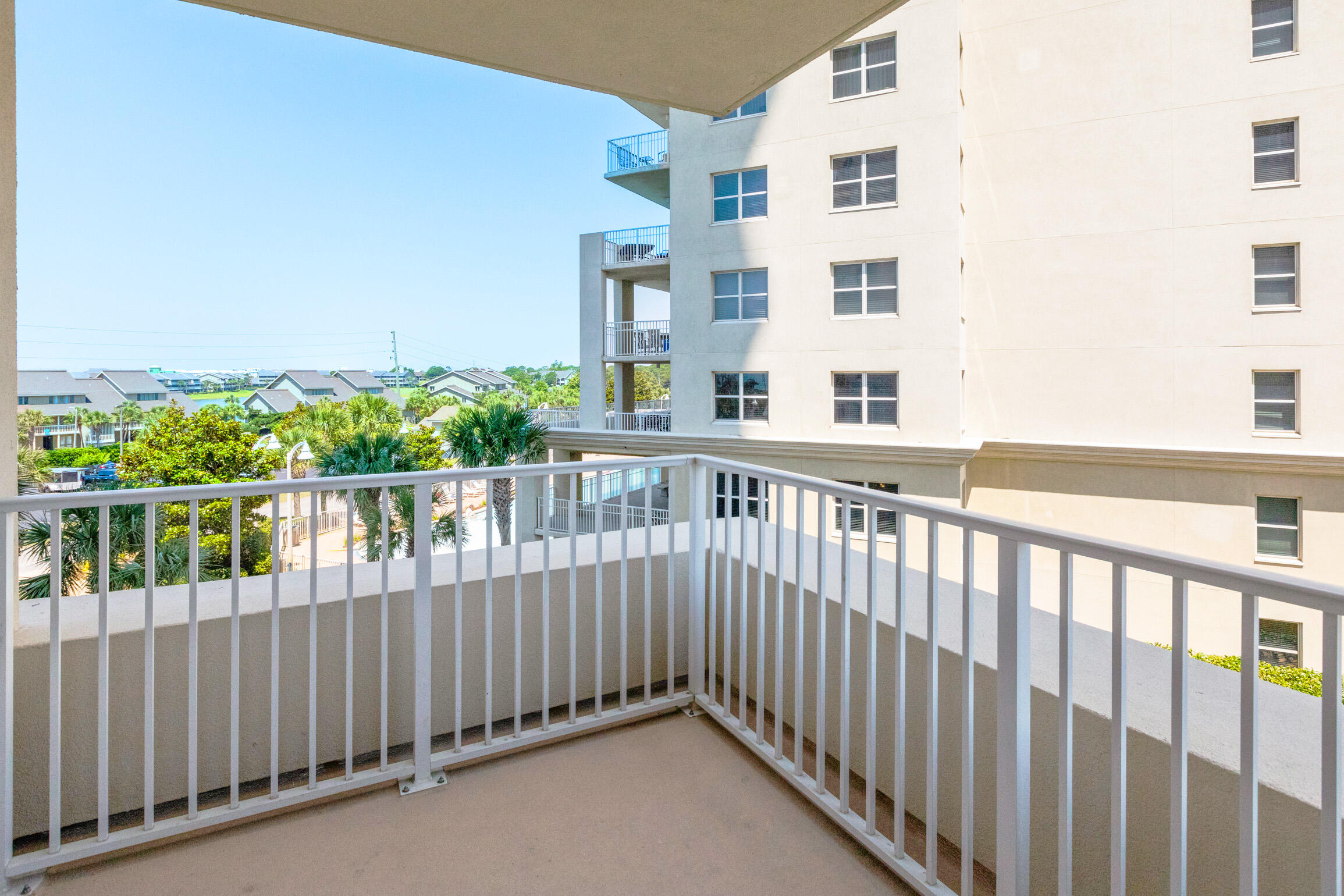 ARIEL DUNES - Residential