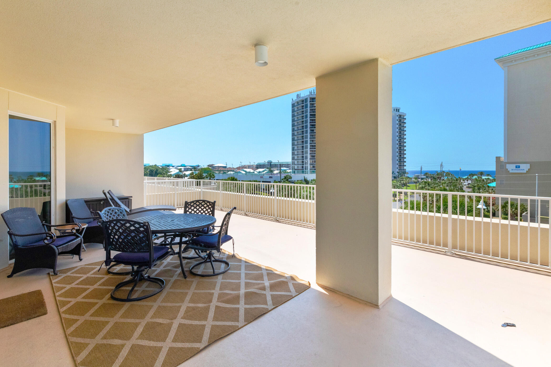 ARIEL DUNES - Residential