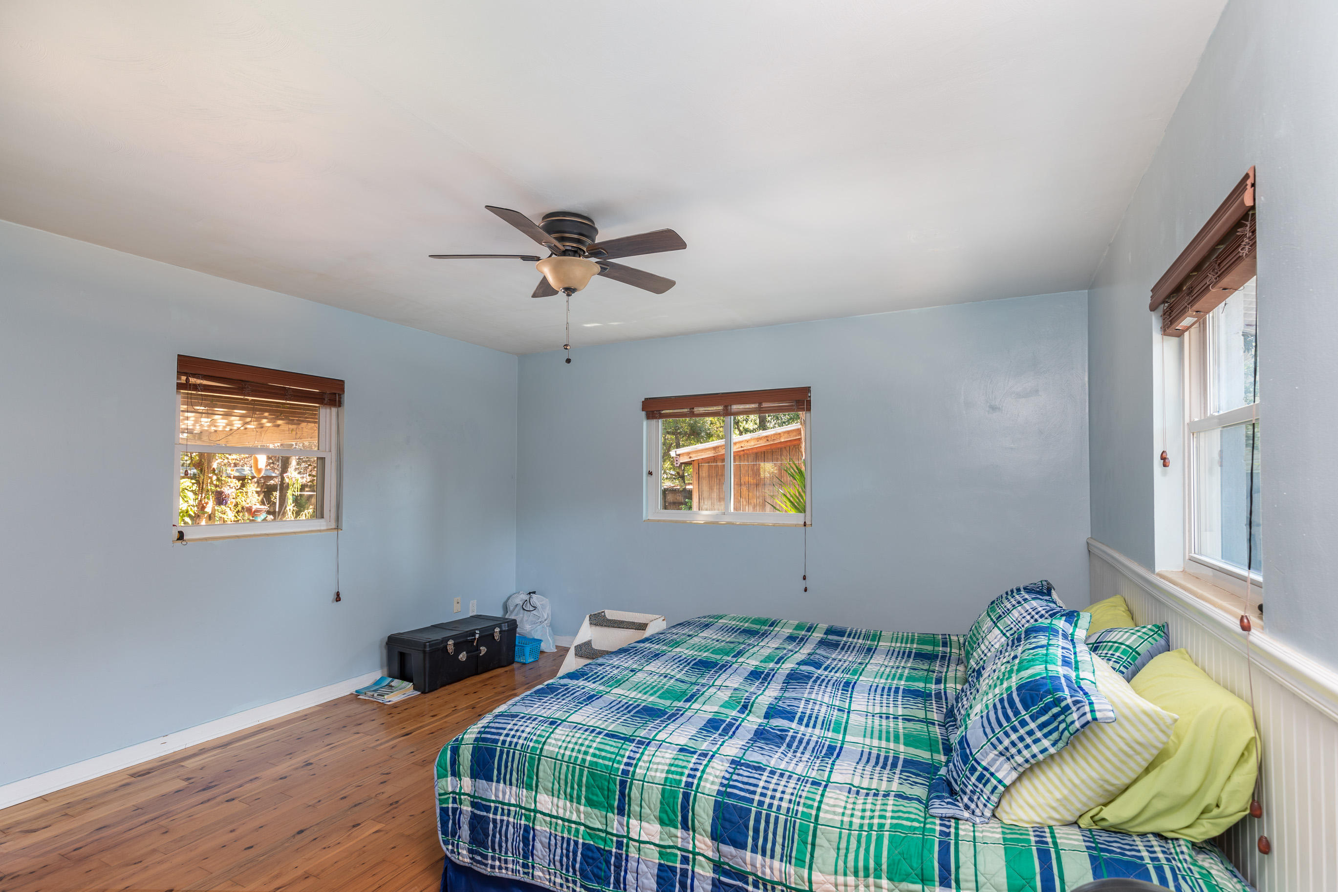 ELLIOTTS POINT 8TH ADDN - Residential