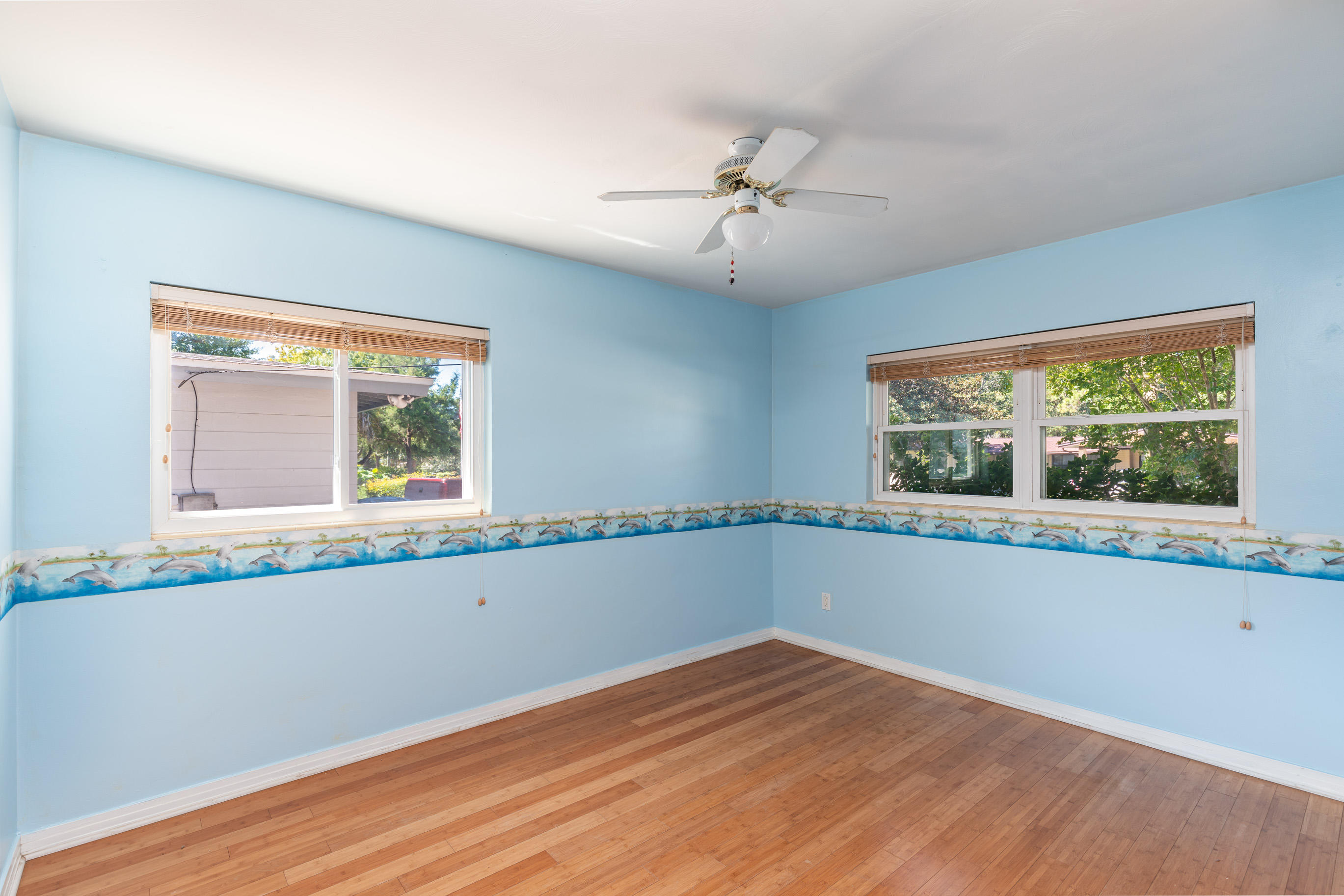 ELLIOTTS POINT 8TH ADDN - Residential