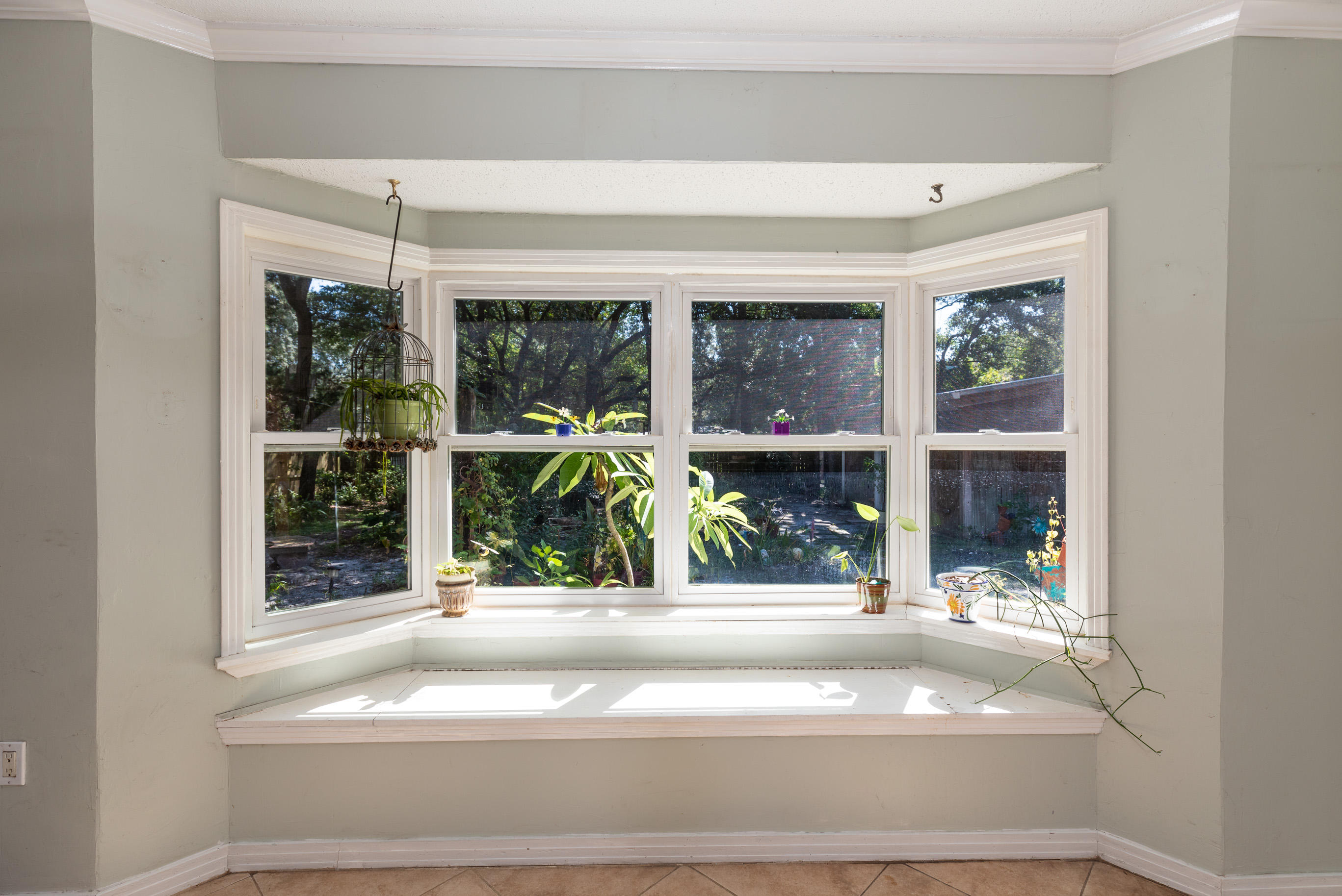 ELLIOTTS POINT 8TH ADDN - Residential