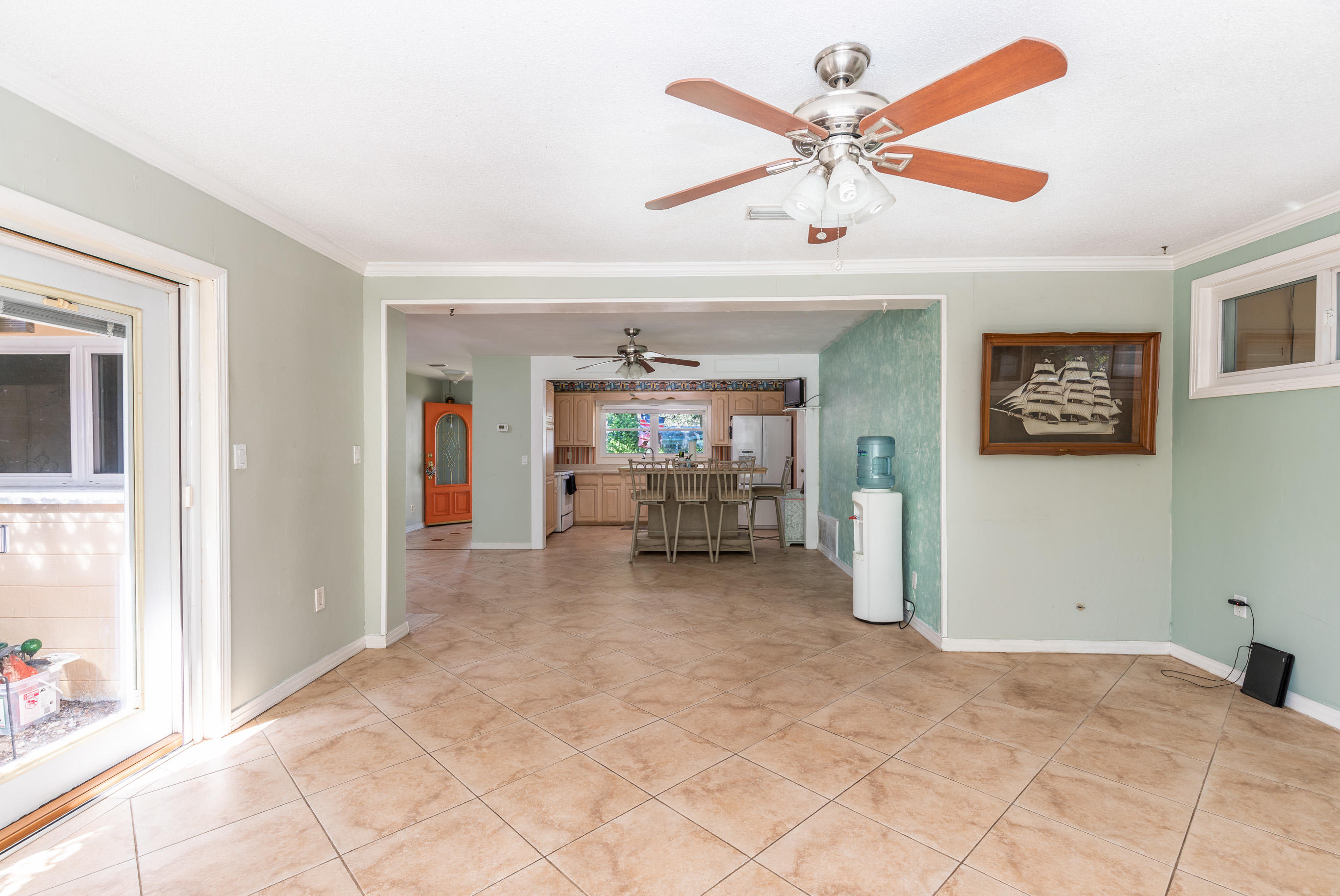 ELLIOTTS POINT 8TH ADDN - Residential