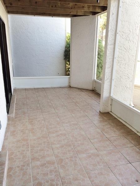 SHORELINE TOWERS 4 - Residential