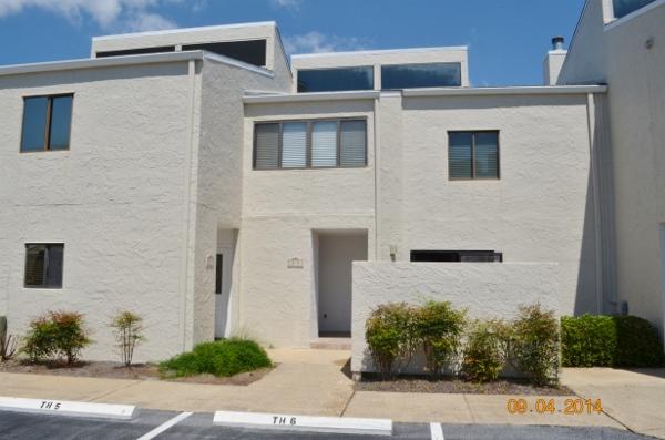 SHORELINE TOWERS 4 - Residential