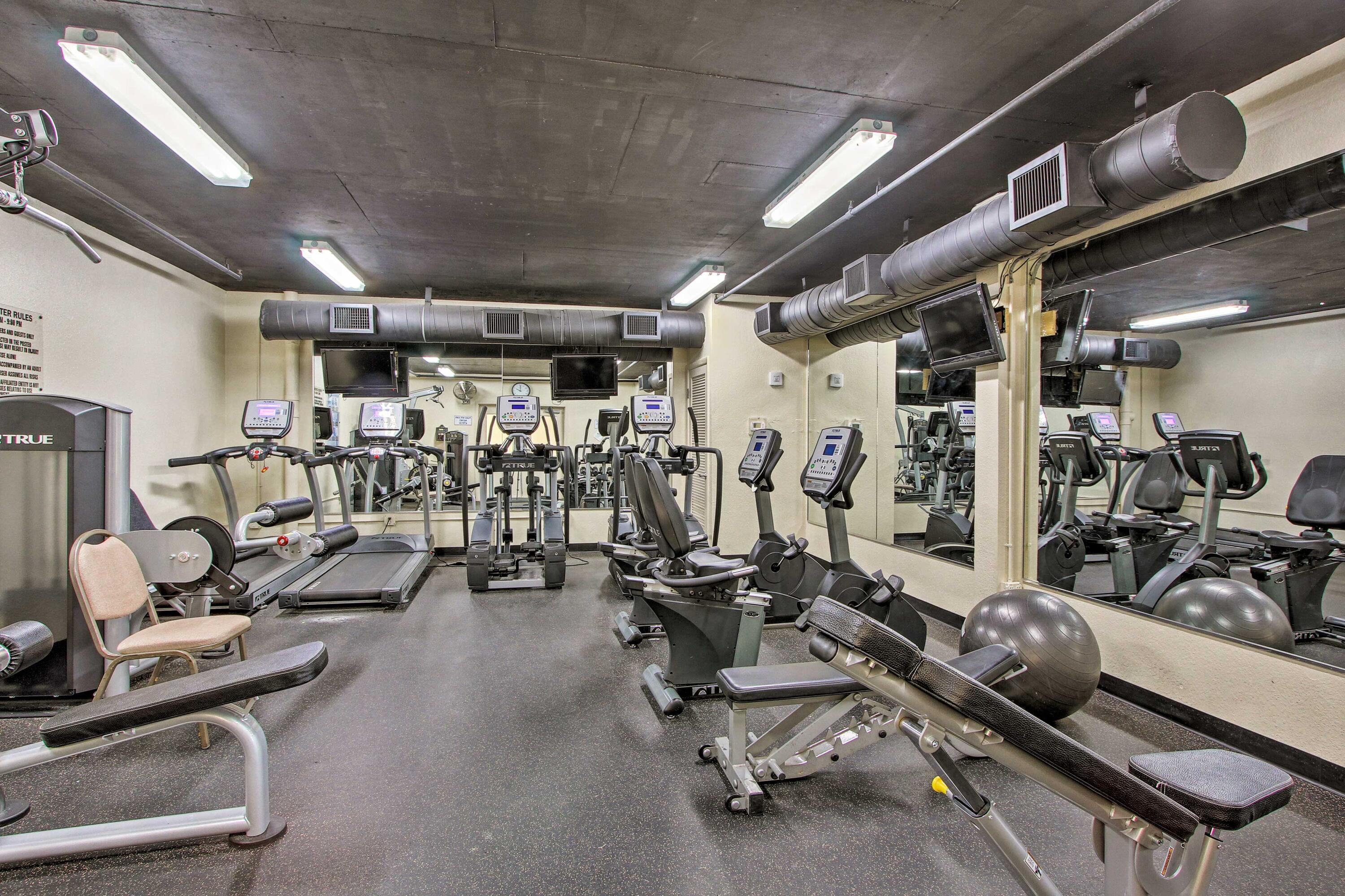 STERLING SHORES - Residential