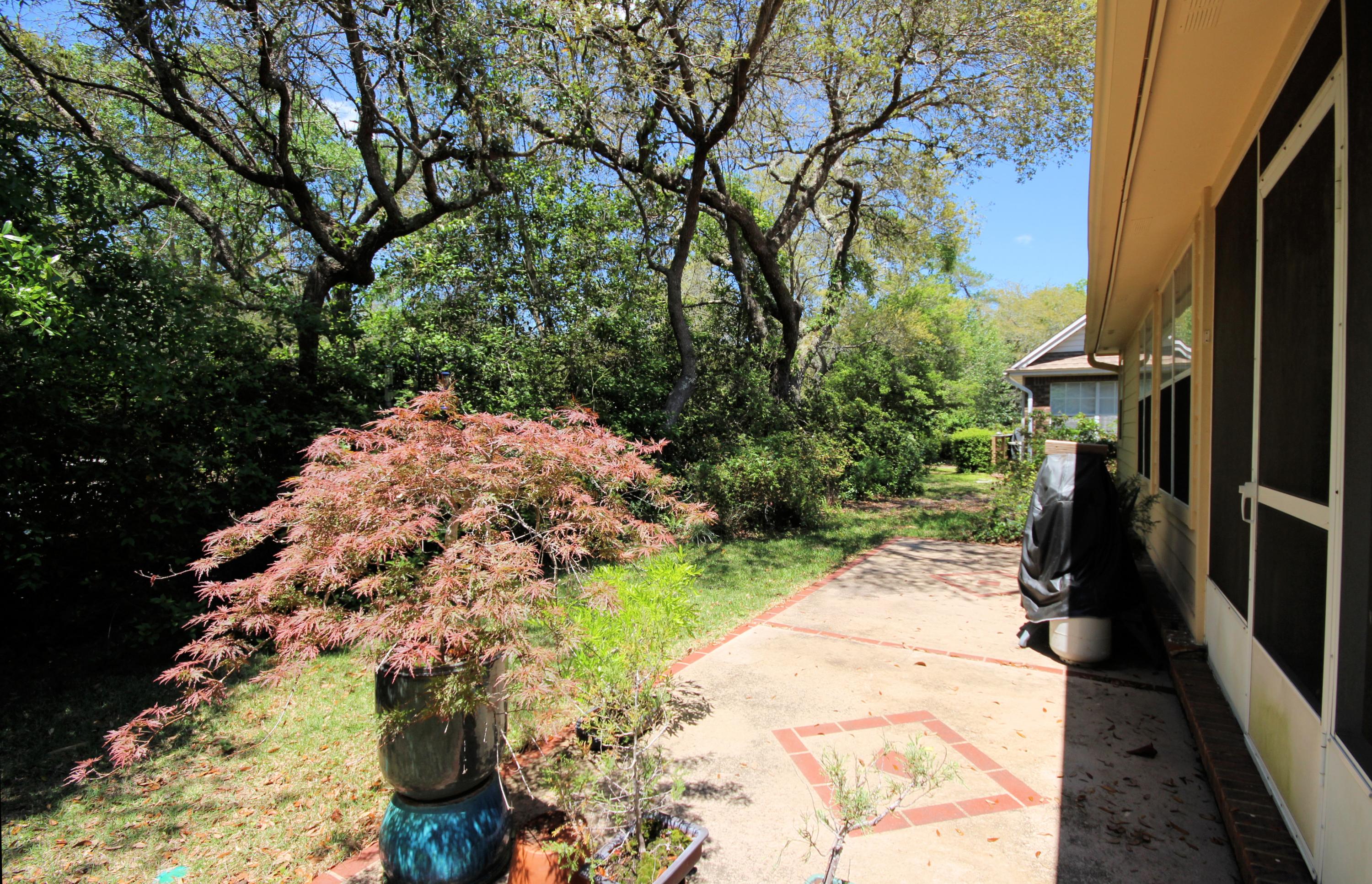 FAIRWAY LAKES PH 1 - Residential