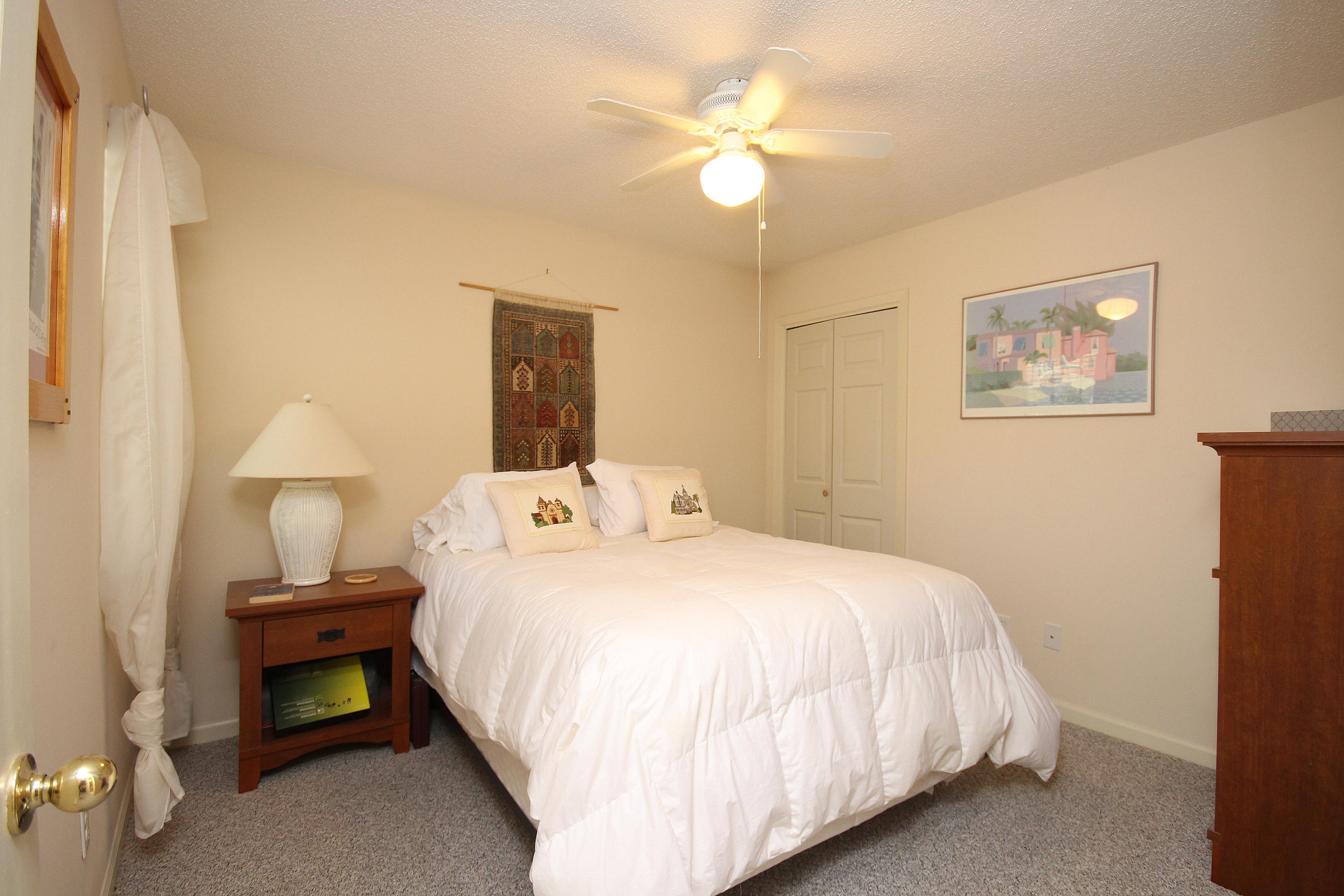 FAIRWAY LAKES PH 1 - Residential