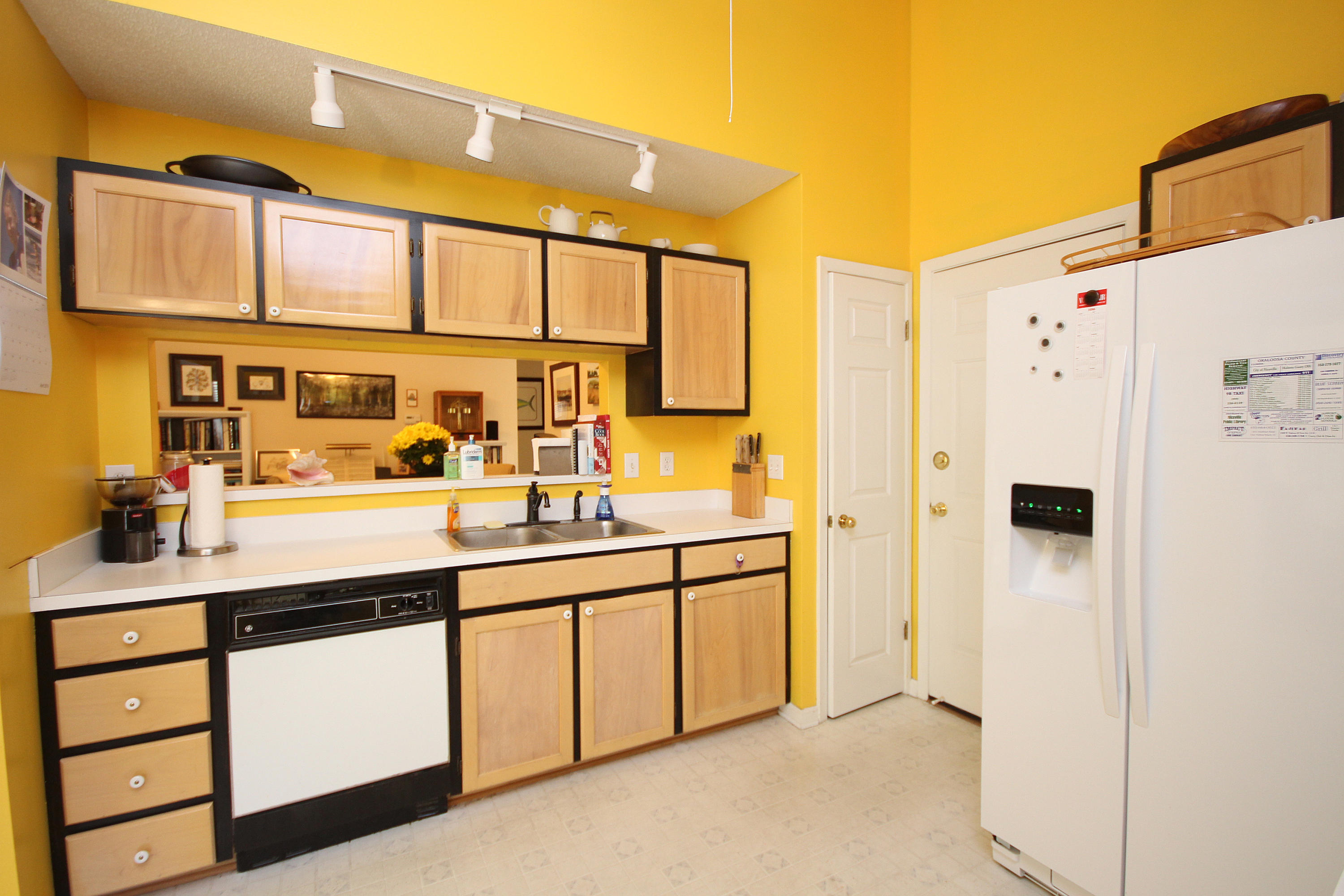 FAIRWAY LAKES PH 1 - Residential