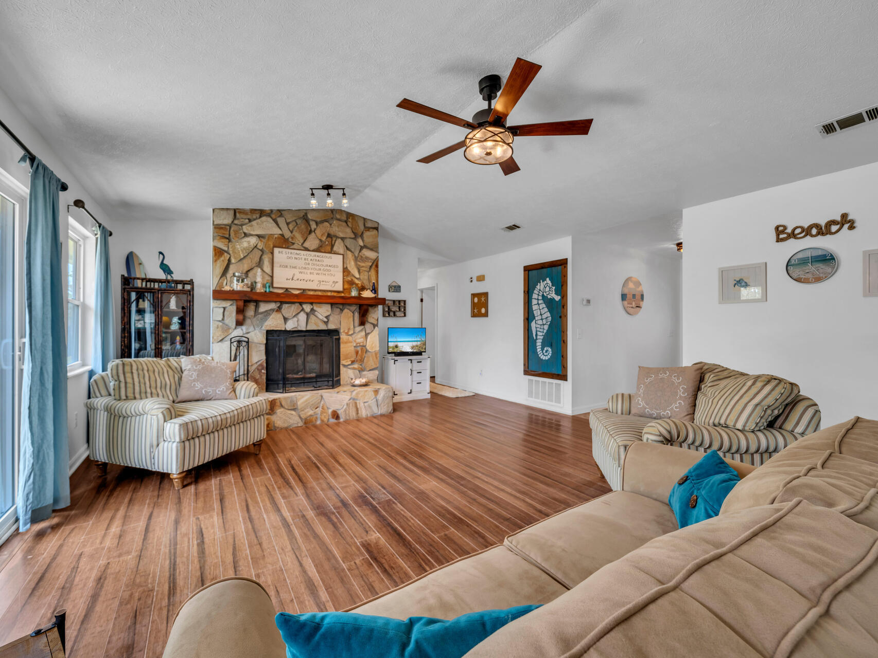 SANDY CREEK RANCH & COUNTRY CLUB PH 1 - Residential