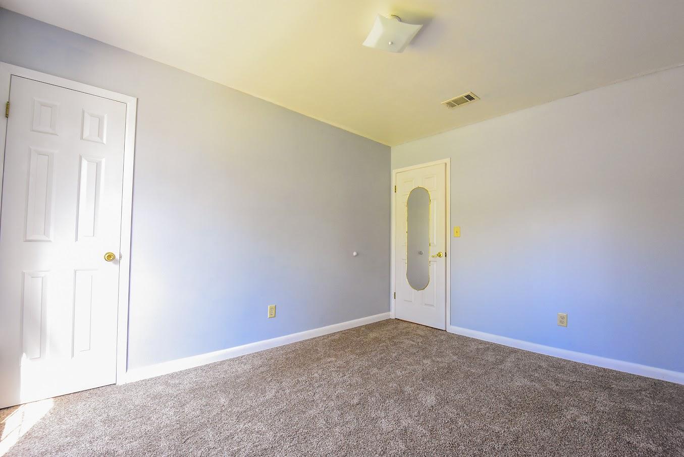 PARKWOOD LANE BLUEWATER BAY - Residential