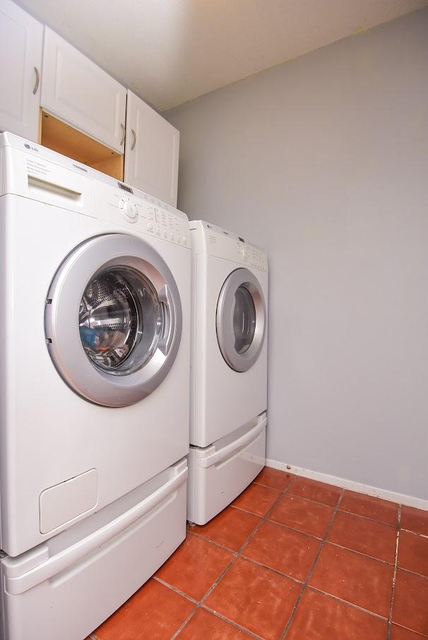 PARKWOOD LANE BLUEWATER BAY - Residential