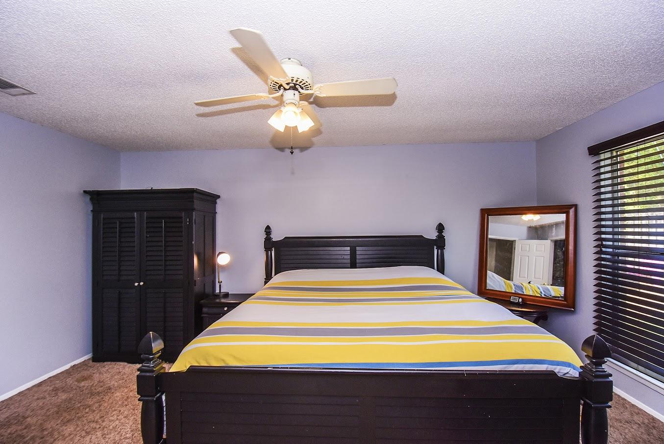 PARKWOOD LANE BLUEWATER BAY - Residential