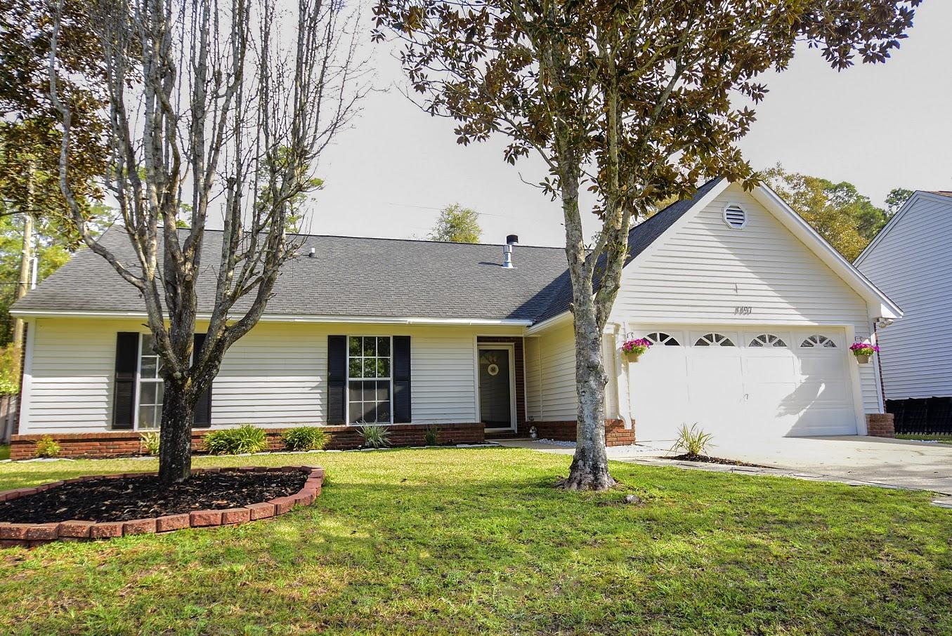 MOTIVATED SELLER!! GREAT LOCATION and MOVE-IN READY home in Parkwood Lane! Walk your kids to Bluewater Elementary! Within walking distance of shopping, banks, and restaurants. Nicely landscaped and freshly painted throughout, this low maintenance brick and vinyl home on a cul-de-sac features eat-in kitchen with stainless steel appliances and granite countertops, wood burning fireplace, and fenced-in, newly sodded back yard. Great neighborhood! Perfect place to call home!