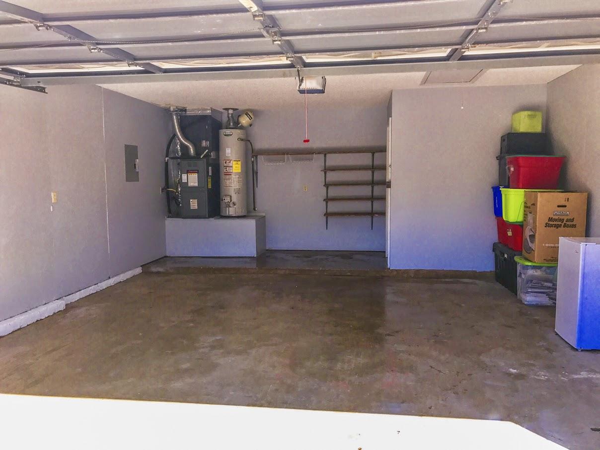 PARKWOOD LANE BLUEWATER BAY - Residential