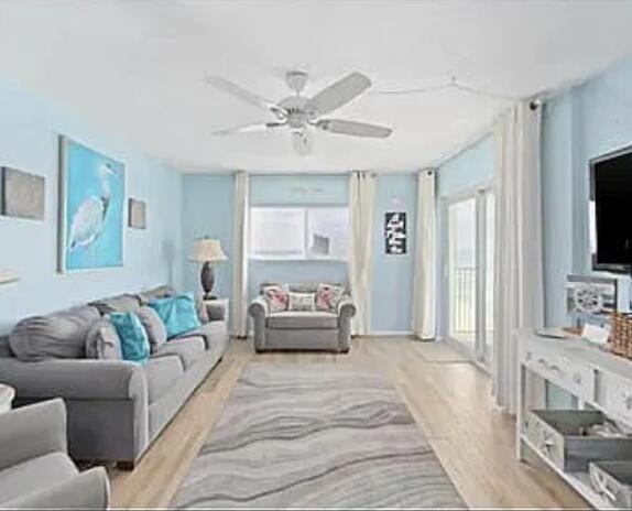 REGENCY TOWERS - Residential