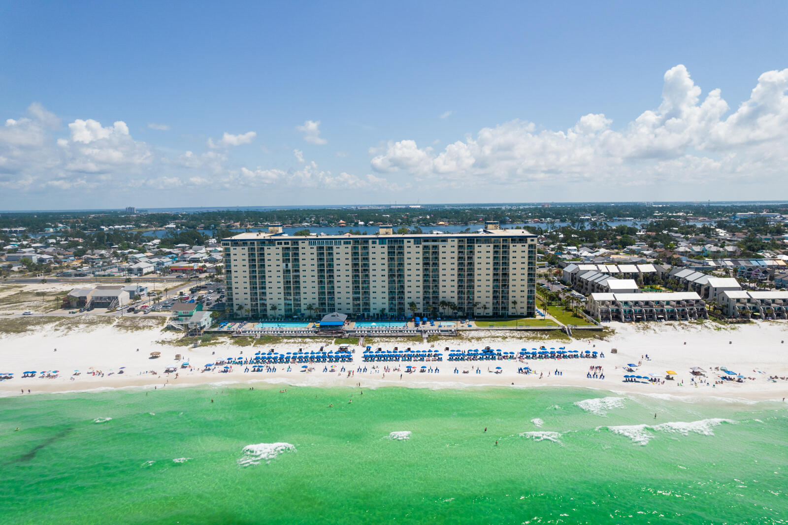 REGENCY TOWERS - Residential