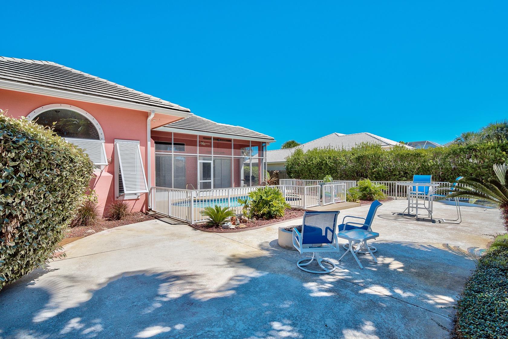 BAYWINDS GOLF ESTATES PH 3 - Residential