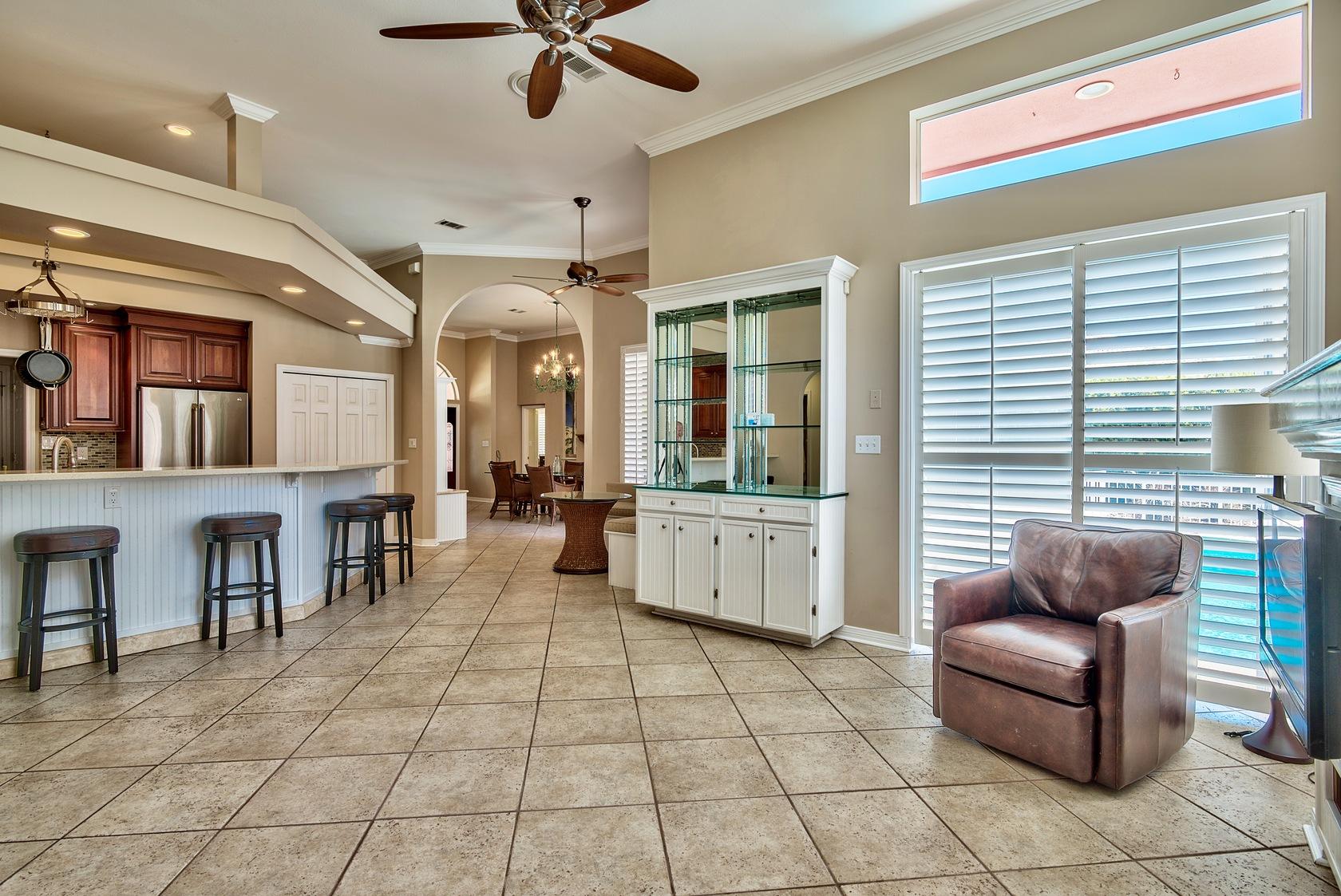 BAYWINDS GOLF ESTATES PH 3 - Residential