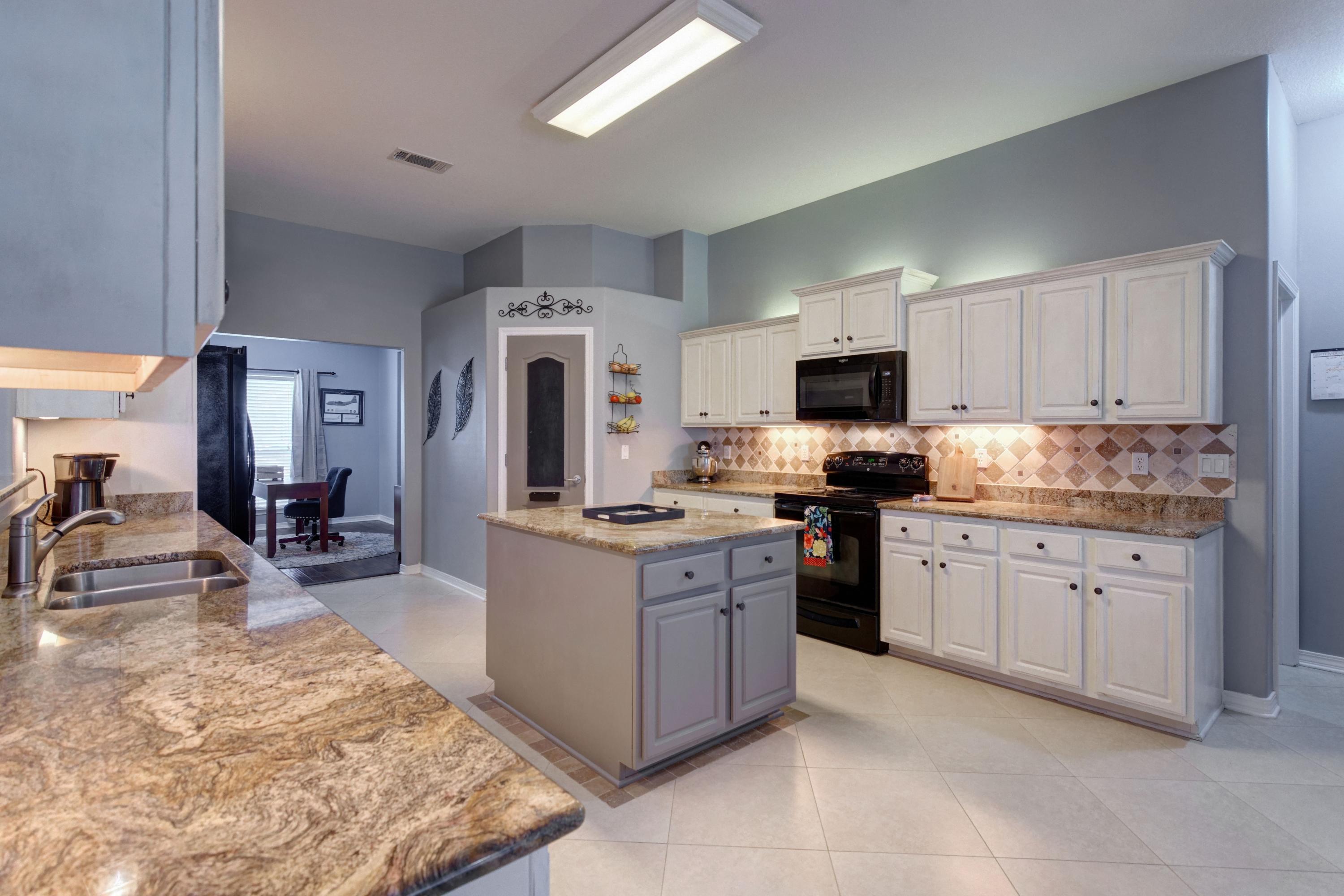 THE MEADOWS - Residential