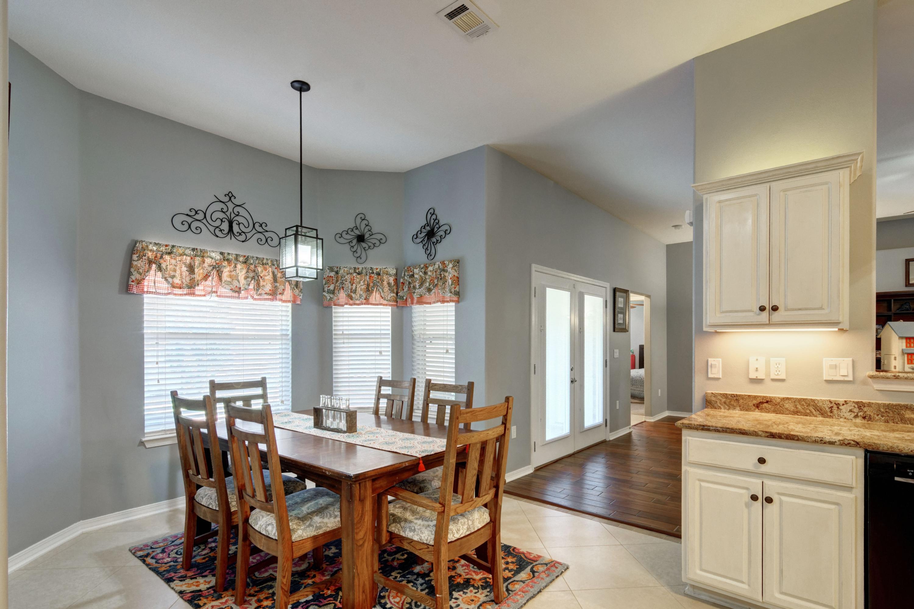 THE MEADOWS - Residential