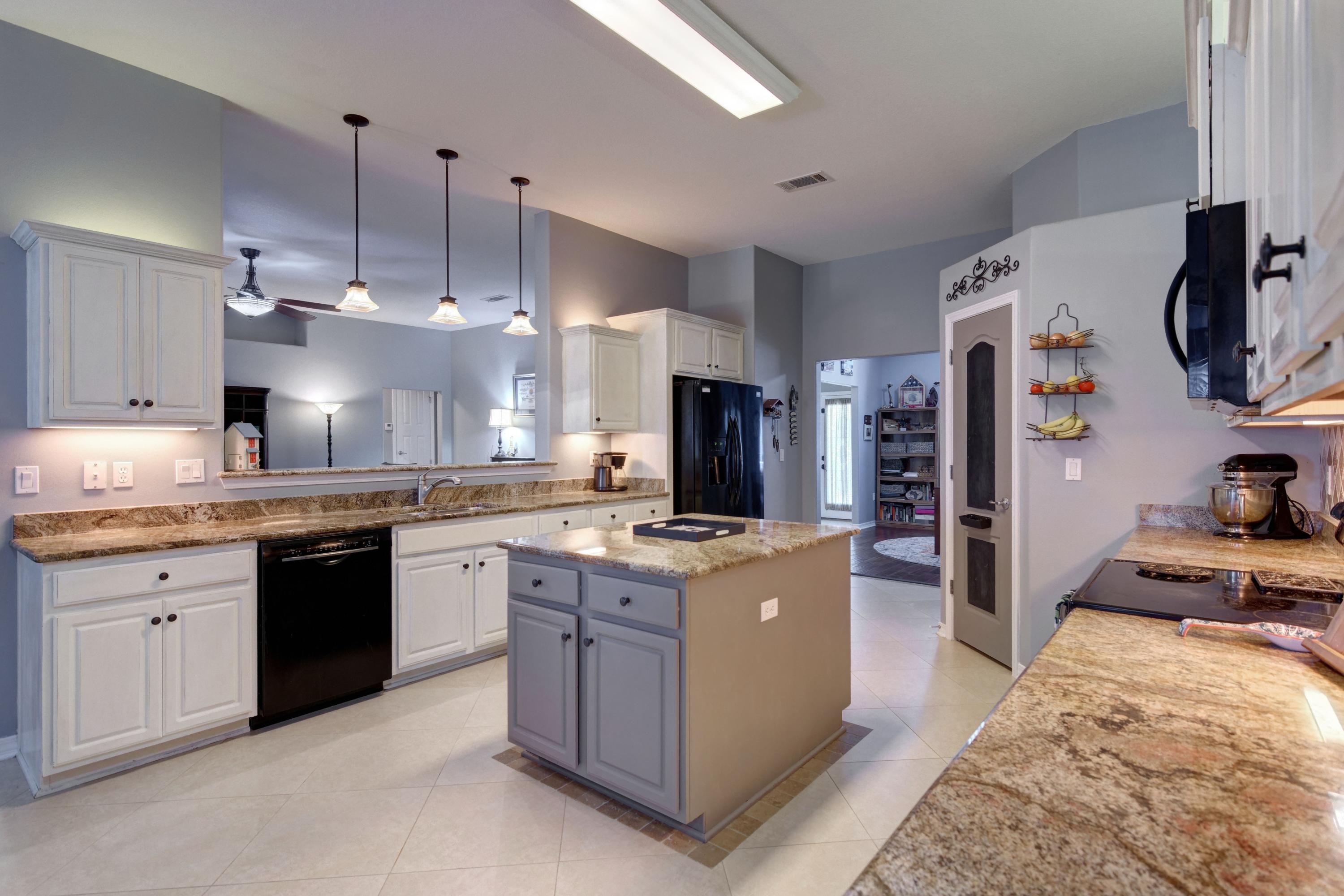 THE MEADOWS - Residential