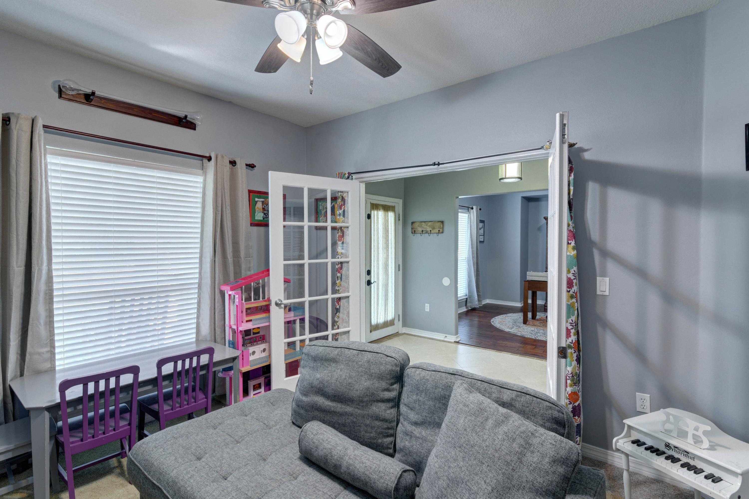 THE MEADOWS - Residential