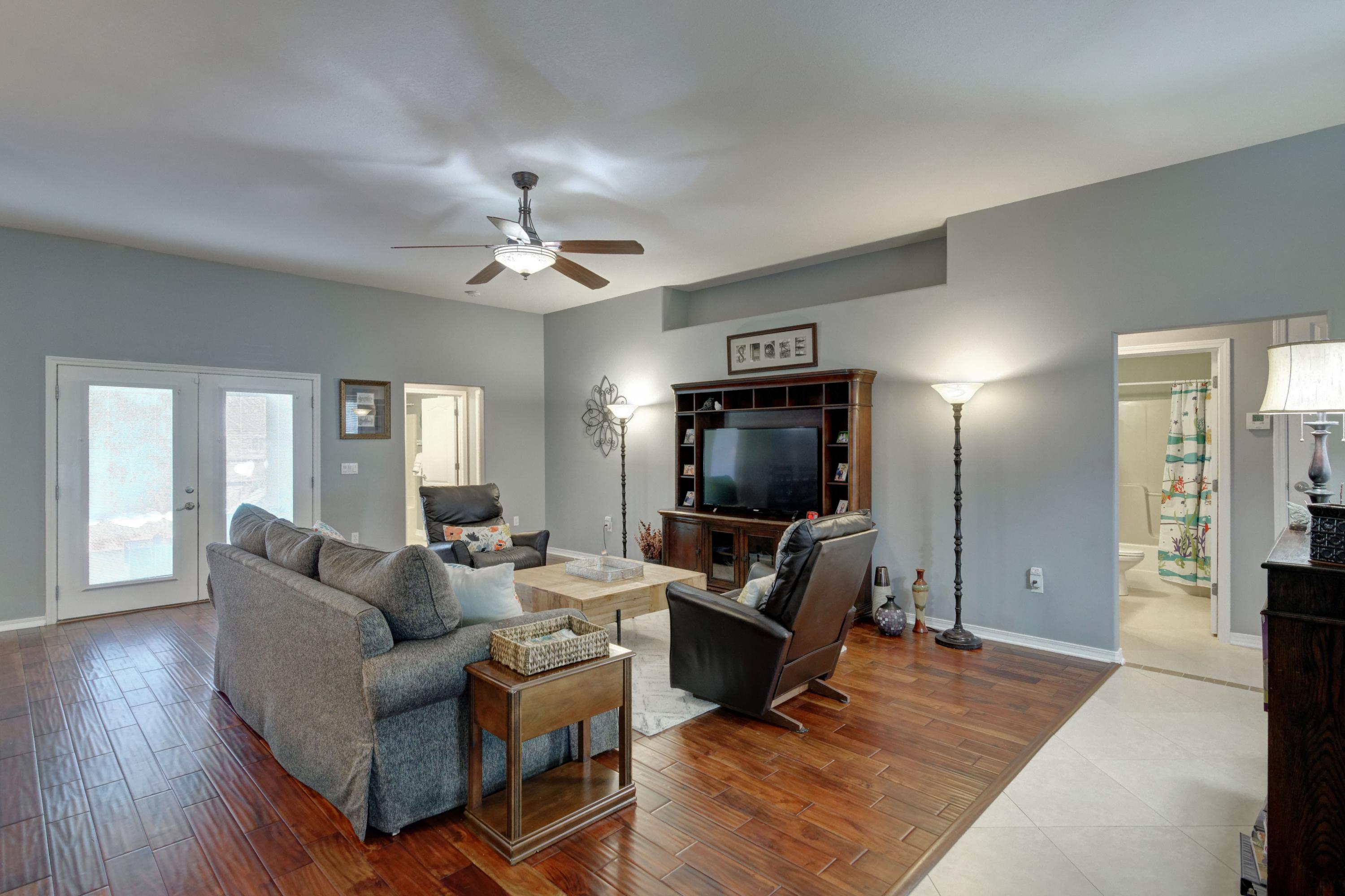 THE MEADOWS - Residential