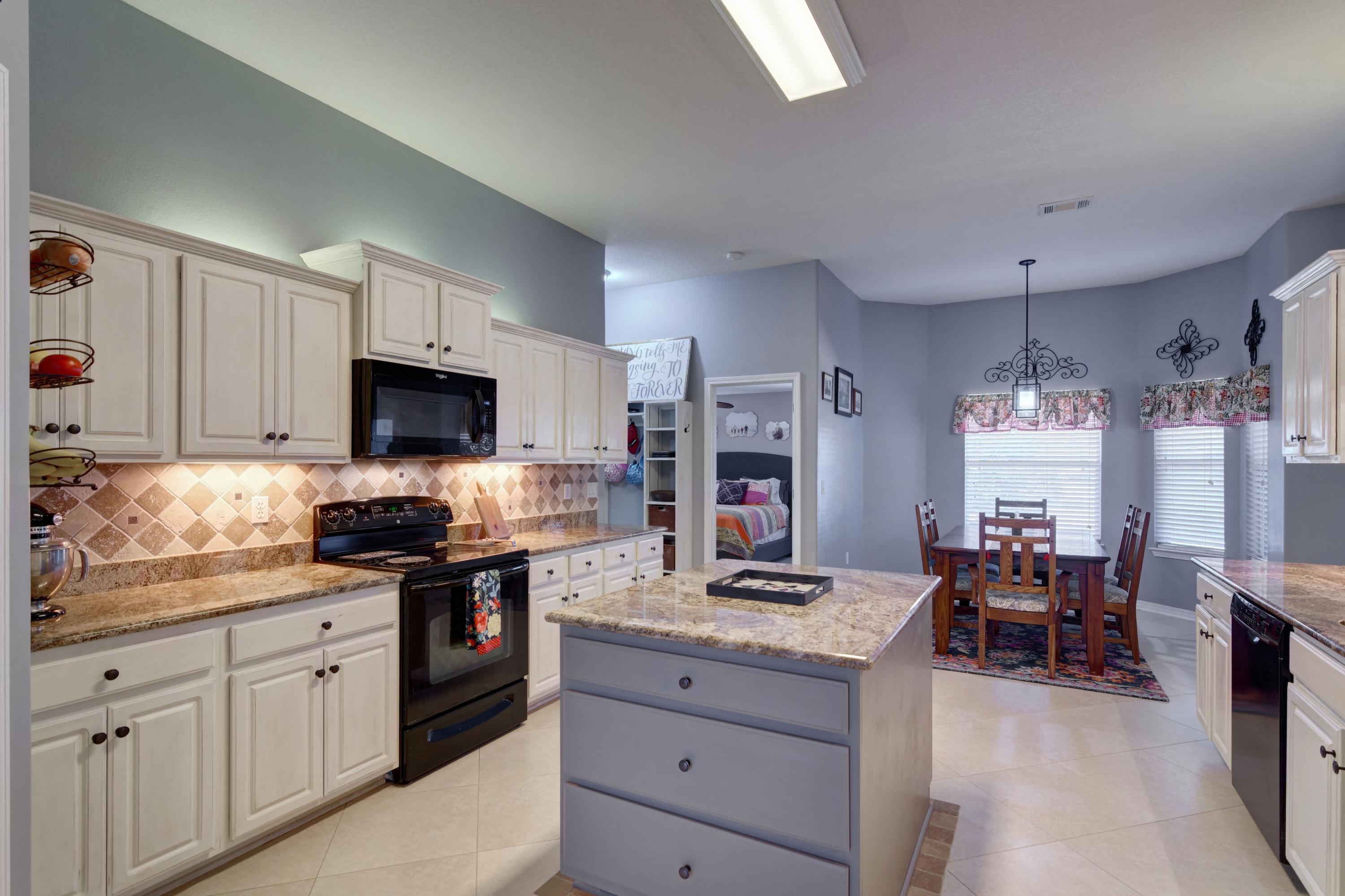 THE MEADOWS - Residential