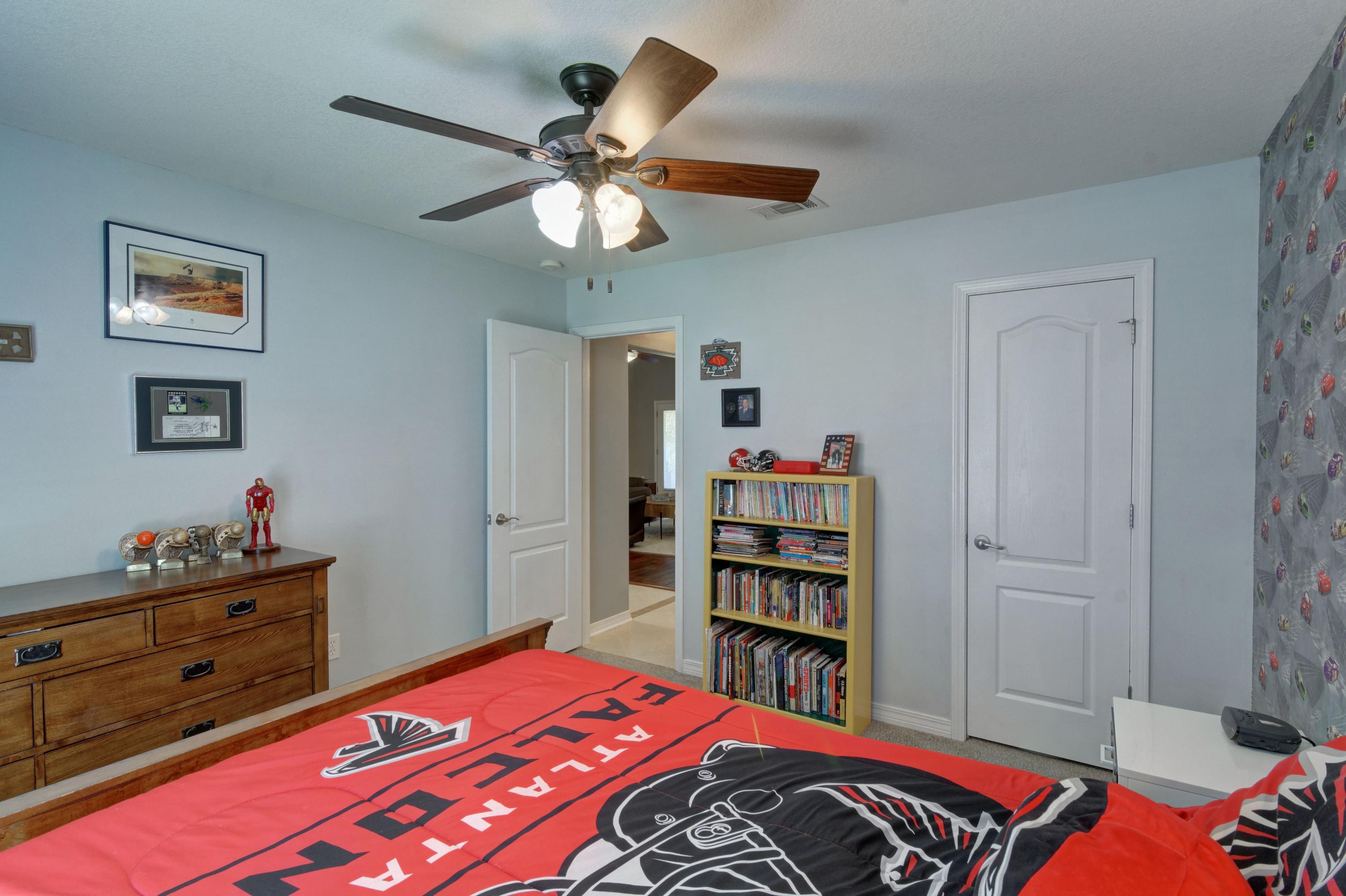 THE MEADOWS - Residential