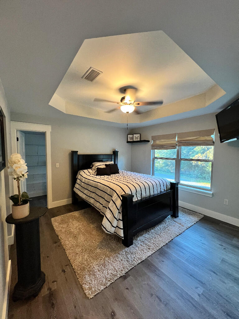 LAKESIDE EAST - Residential
