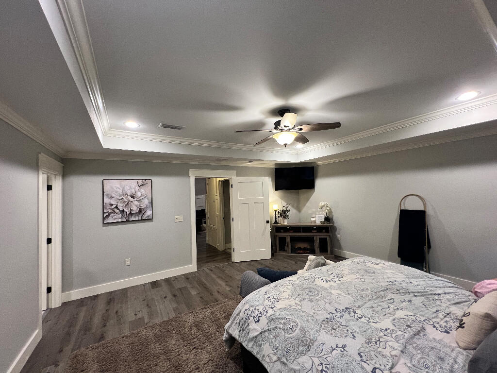 LAKESIDE EAST - Residential