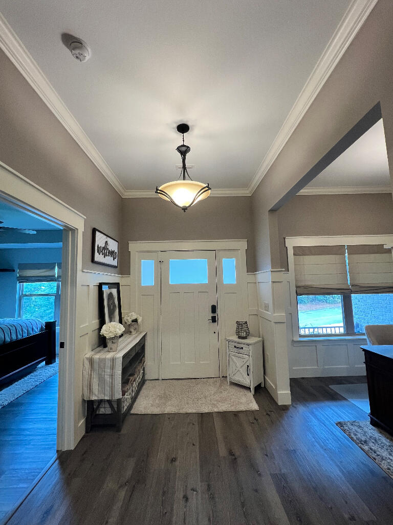 LAKESIDE EAST - Residential