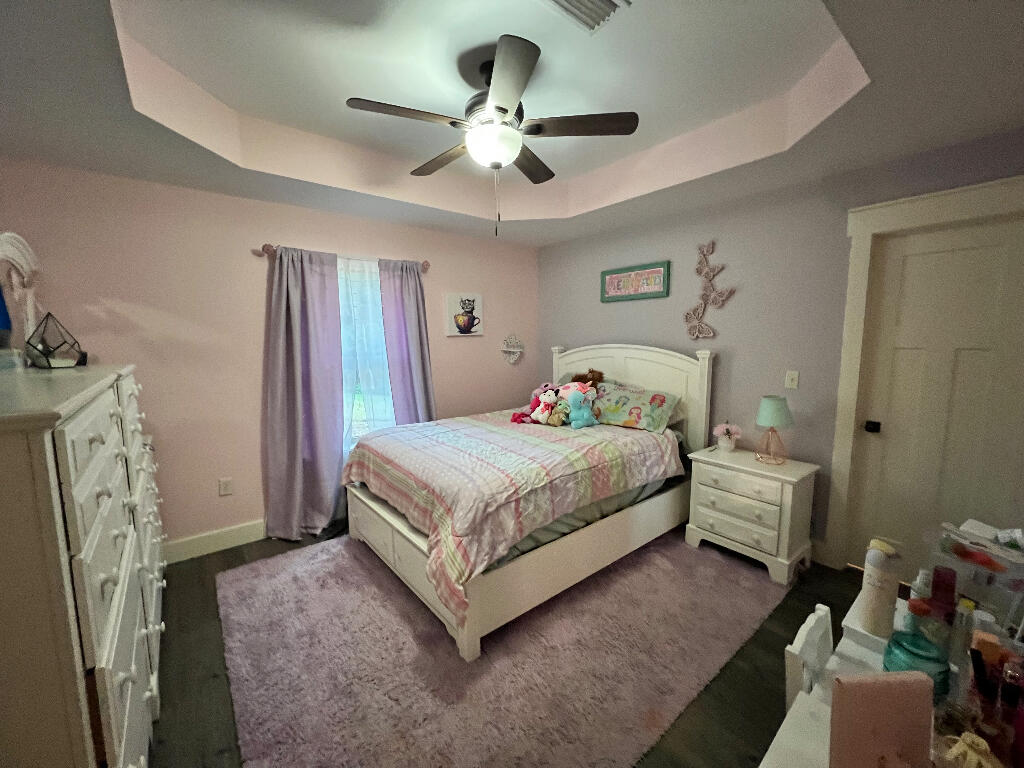 LAKESIDE EAST - Residential