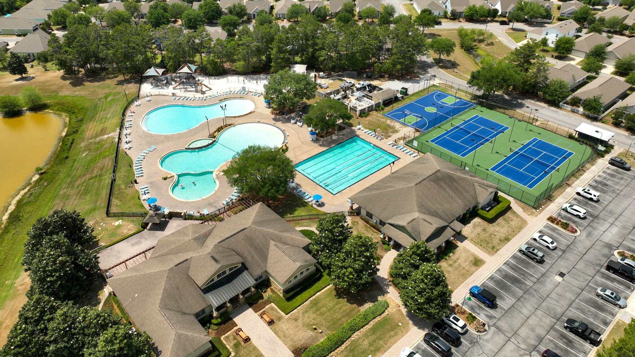 HAMMOCK BAY - Residential