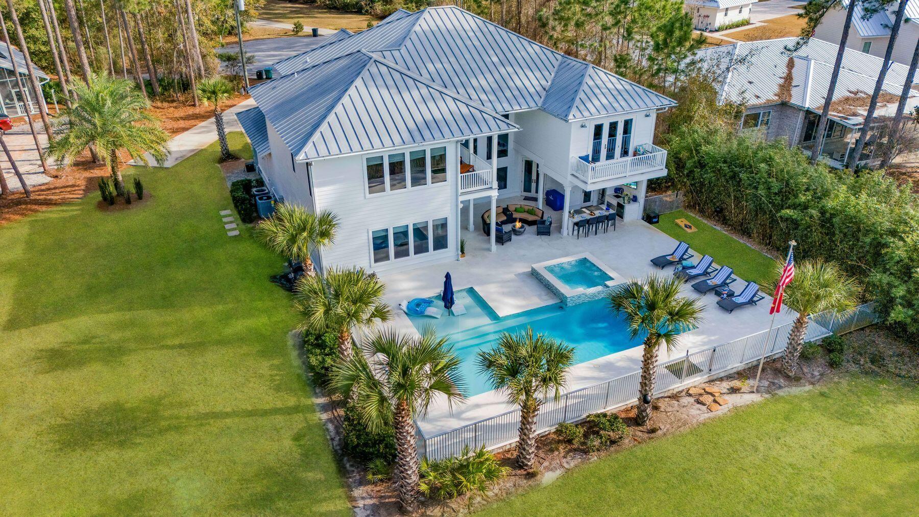 CANO ESTATES - Residential