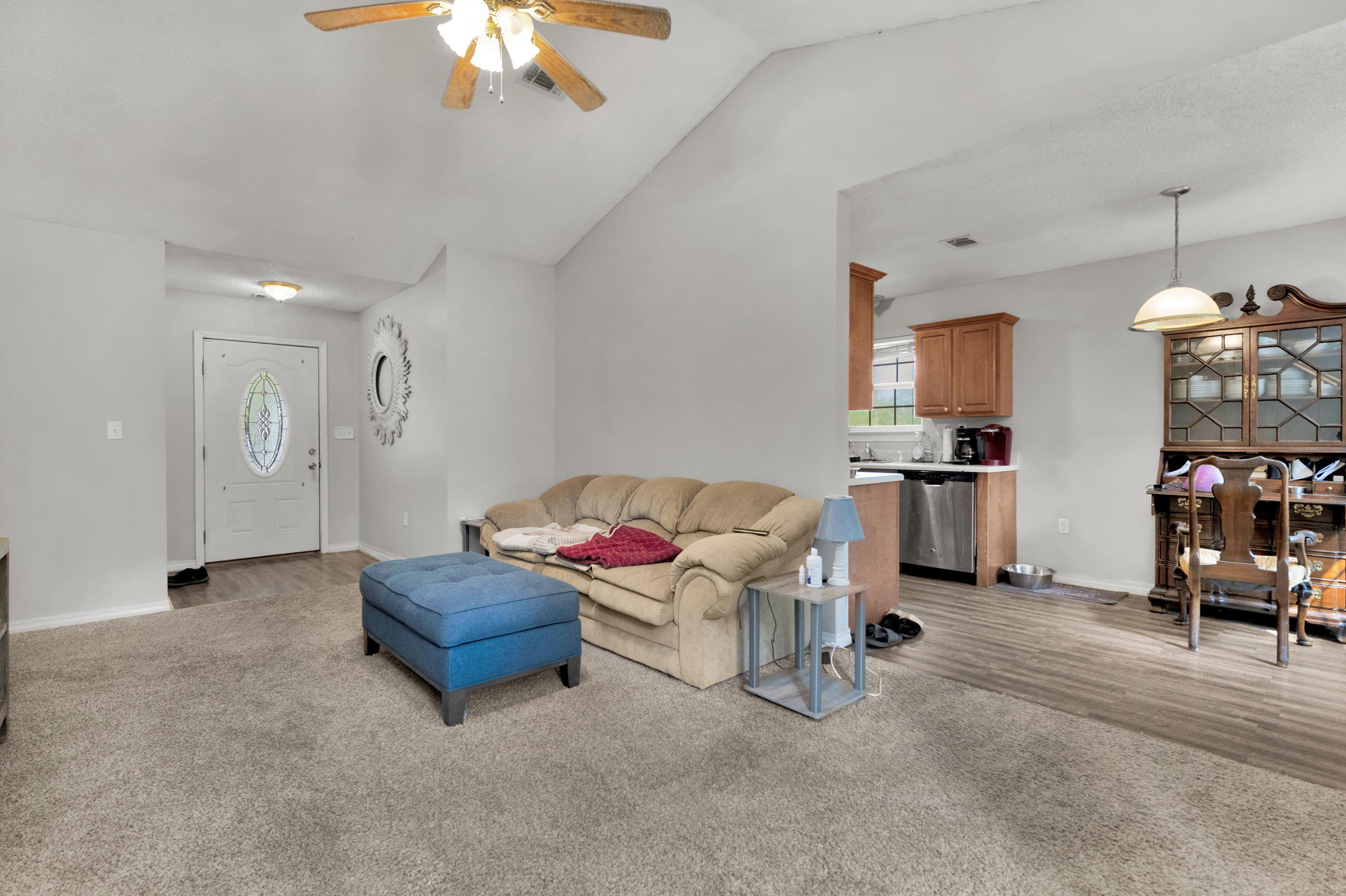 SULLIVANS ADDN TO CRESTVIEW - Residential