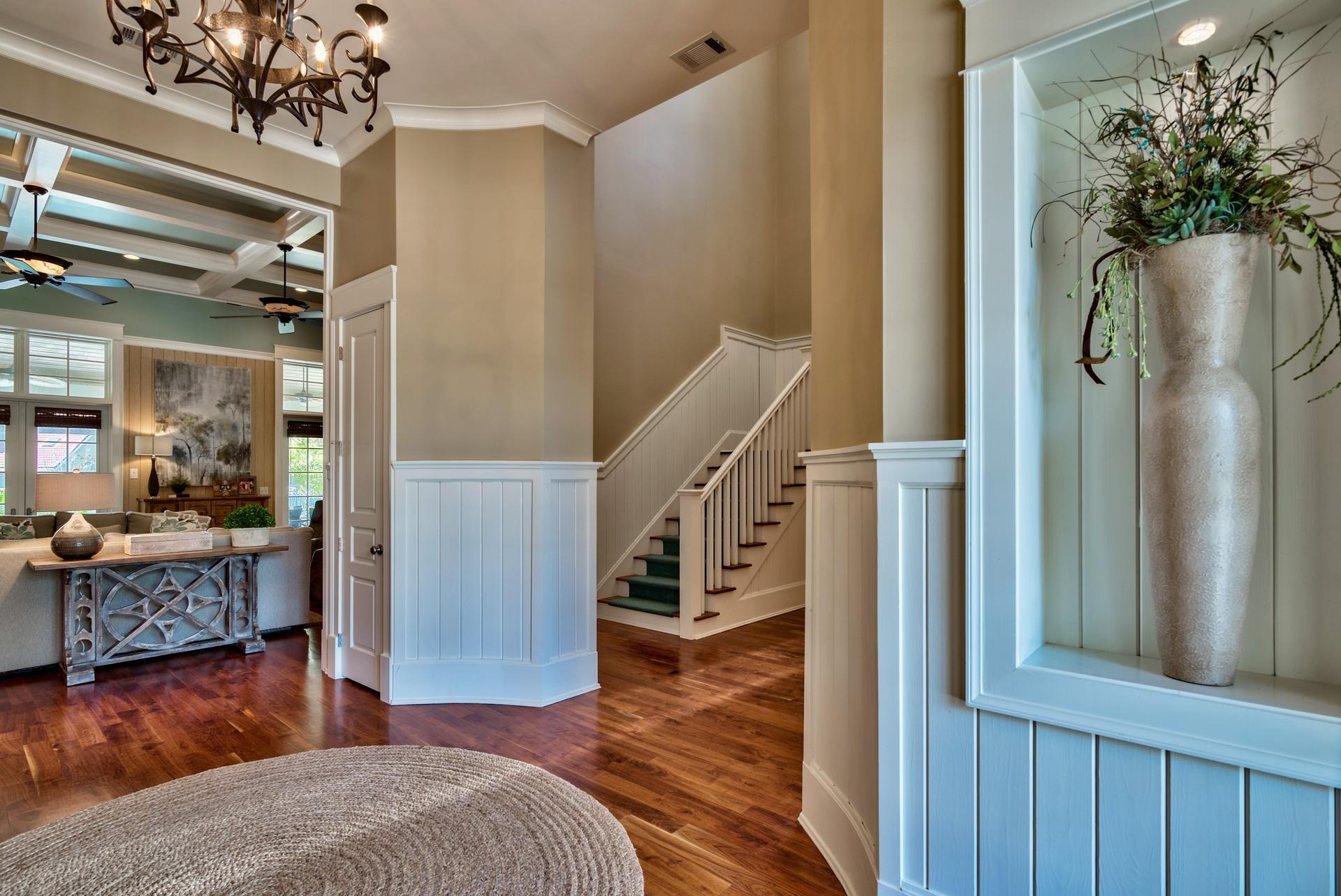ISLAND ESTATES - Residential