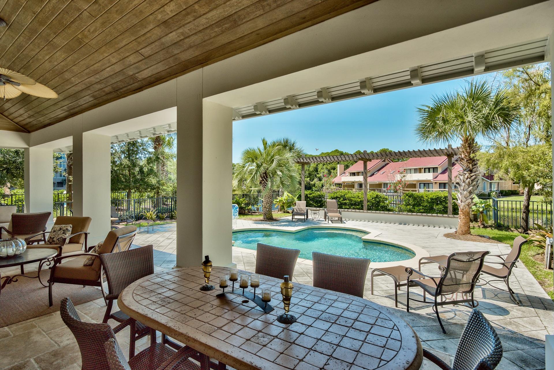 ISLAND ESTATES - Residential