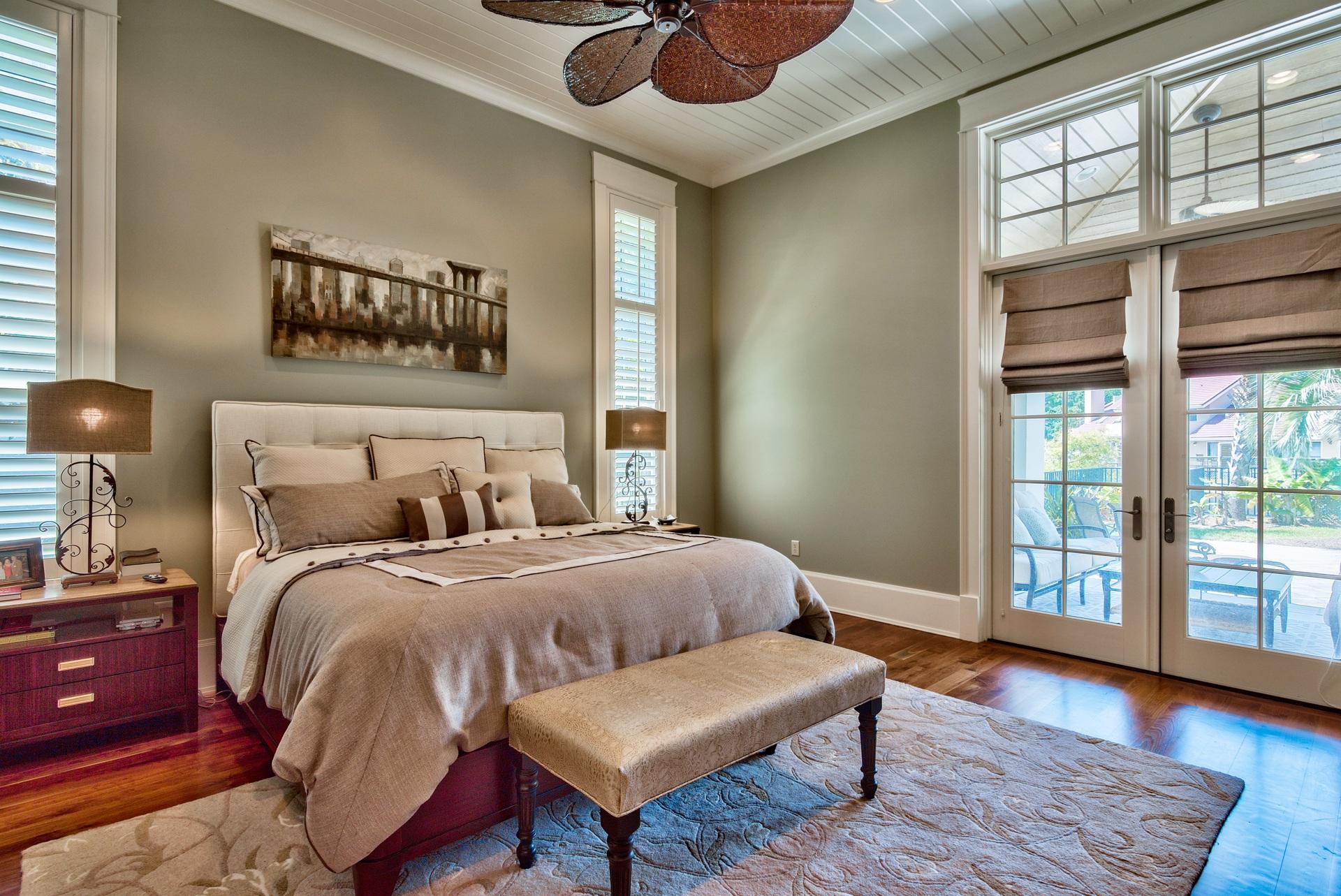 ISLAND ESTATES - Residential