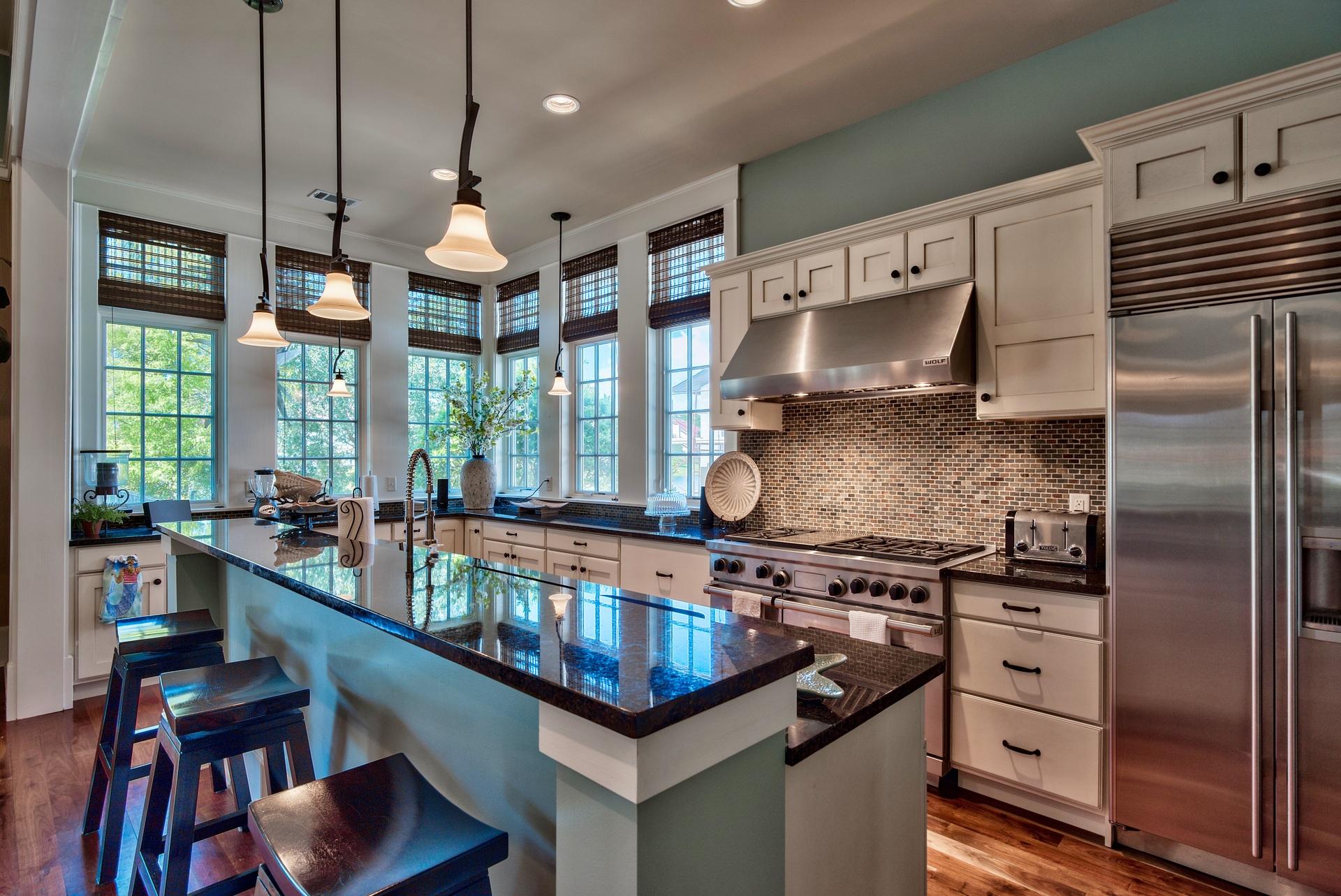 ISLAND ESTATES - Residential