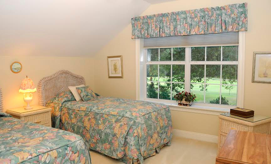 TURNBERRY PLACE - Residential