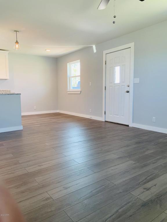 BAYVIEW HEIGHTS - Residential