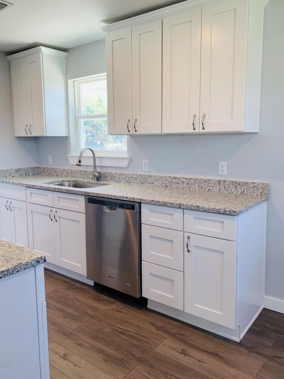 BAYVIEW HEIGHTS - Residential