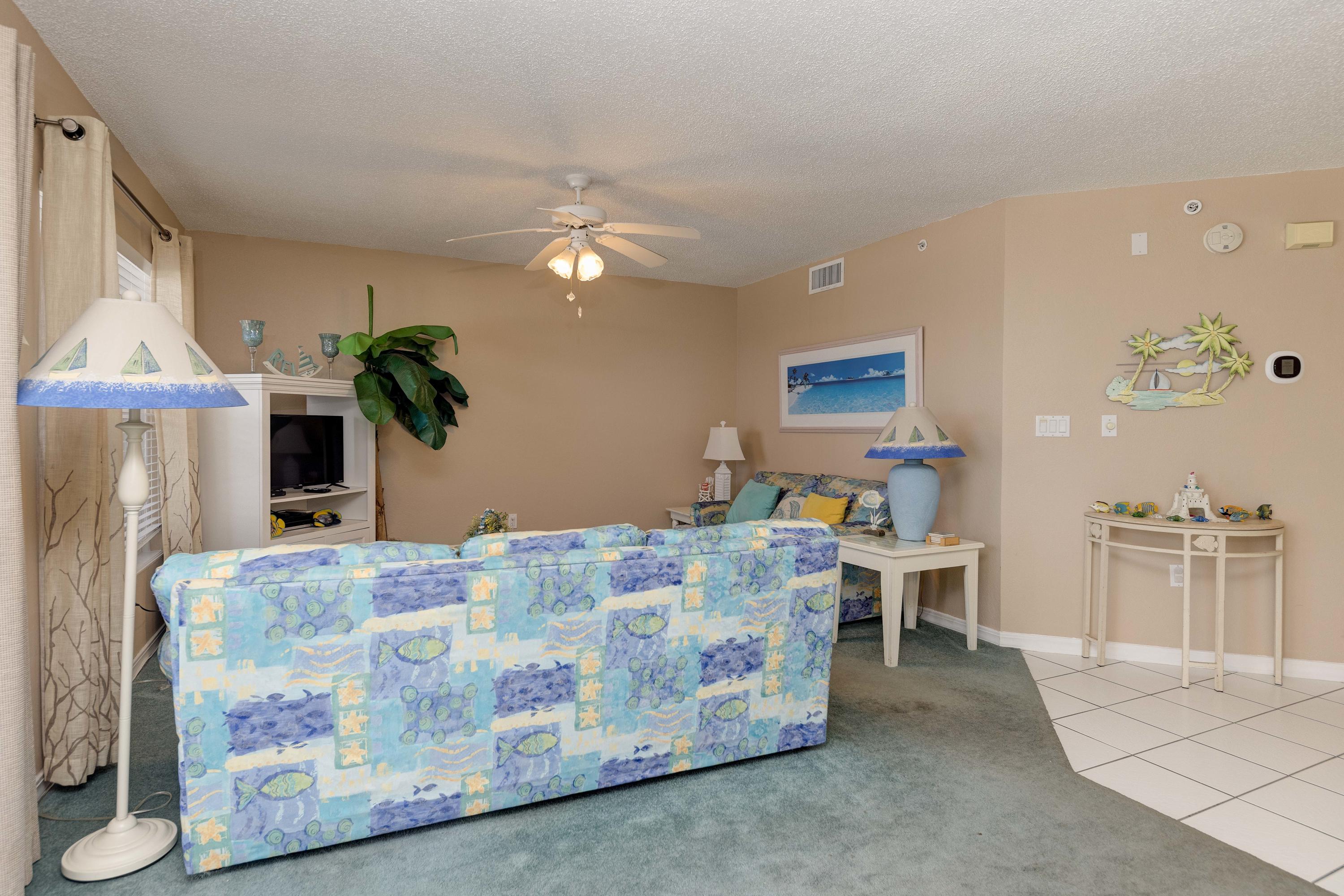 ISLANDER BEACH RESORT & CONDO - Residential