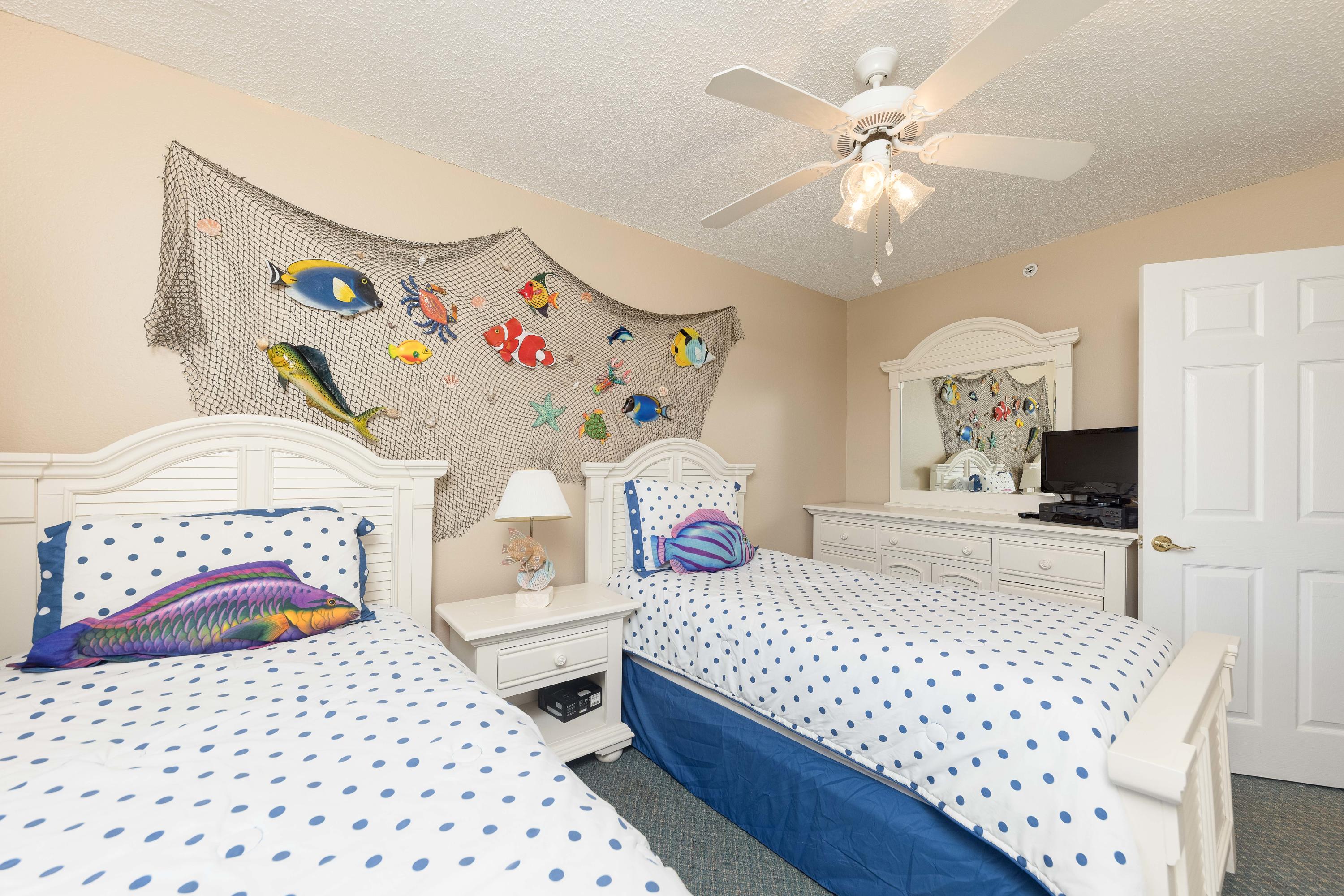 ISLANDER BEACH RESORT & CONDO - Residential