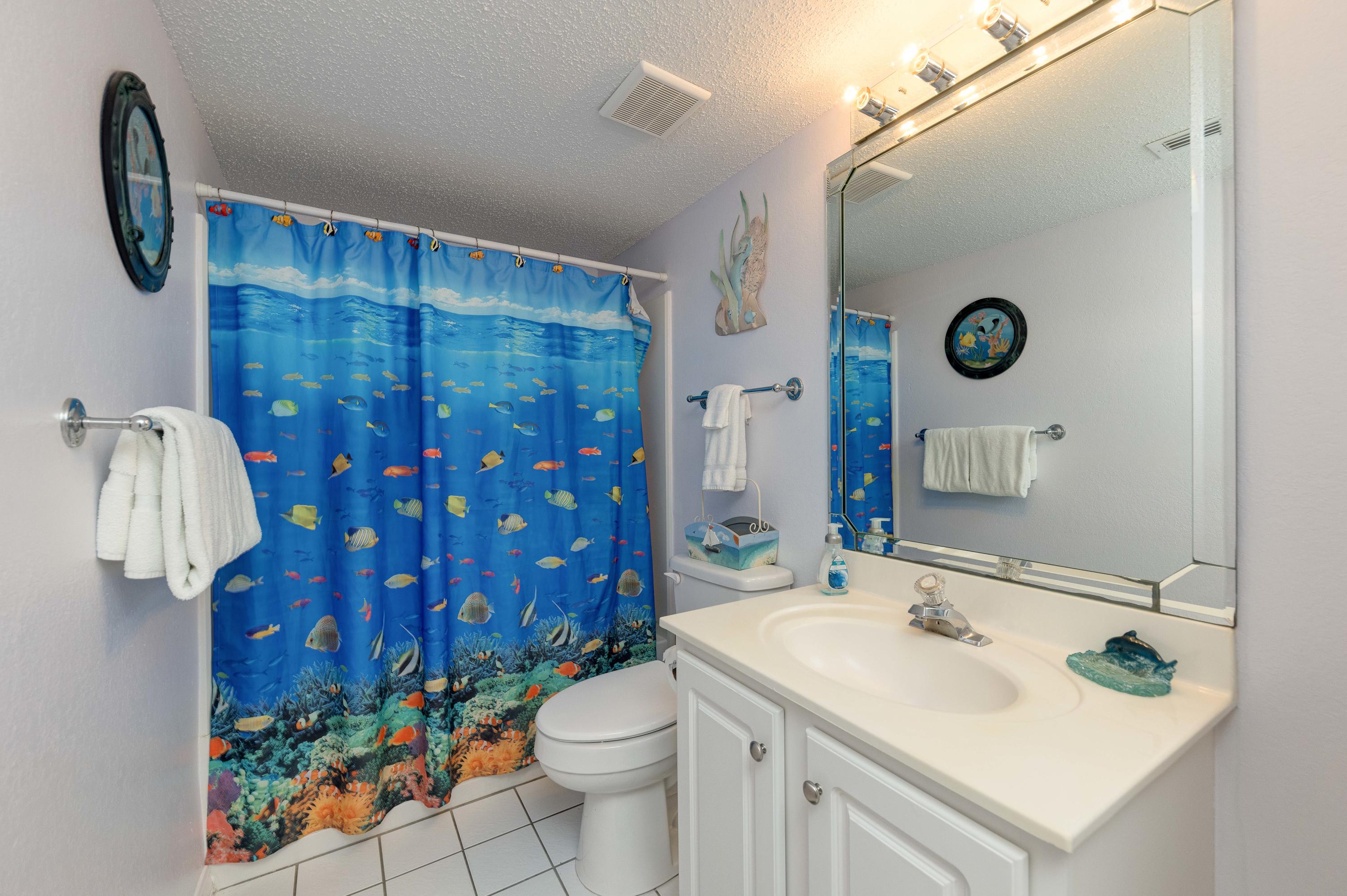 ISLANDER BEACH RESORT & CONDO - Residential