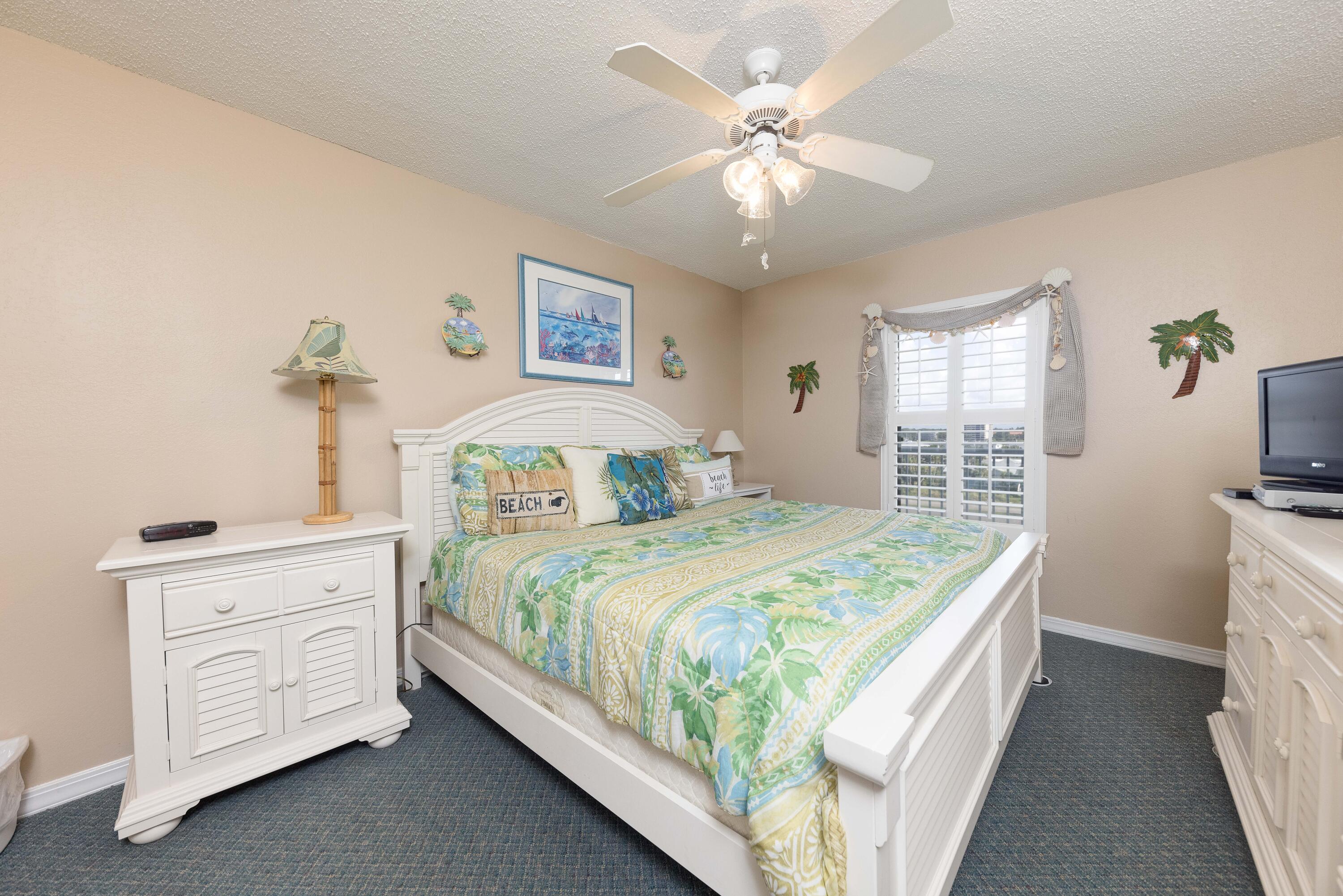 ISLANDER BEACH RESORT & CONDO - Residential