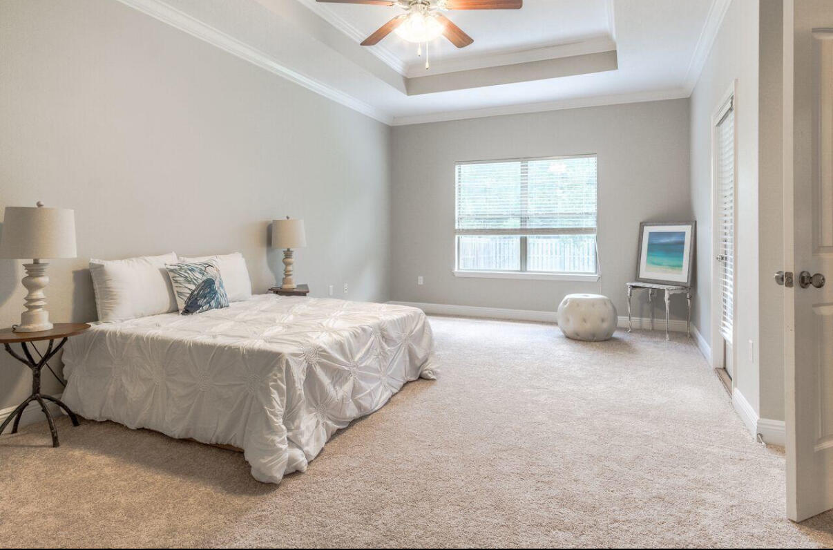 HAMMOCK BAY - Residential Lease