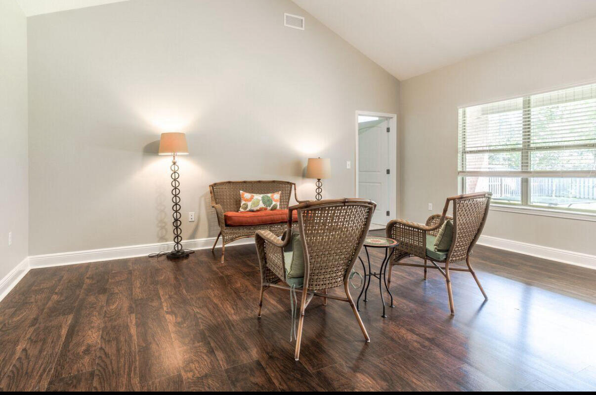 HAMMOCK BAY - Residential Lease