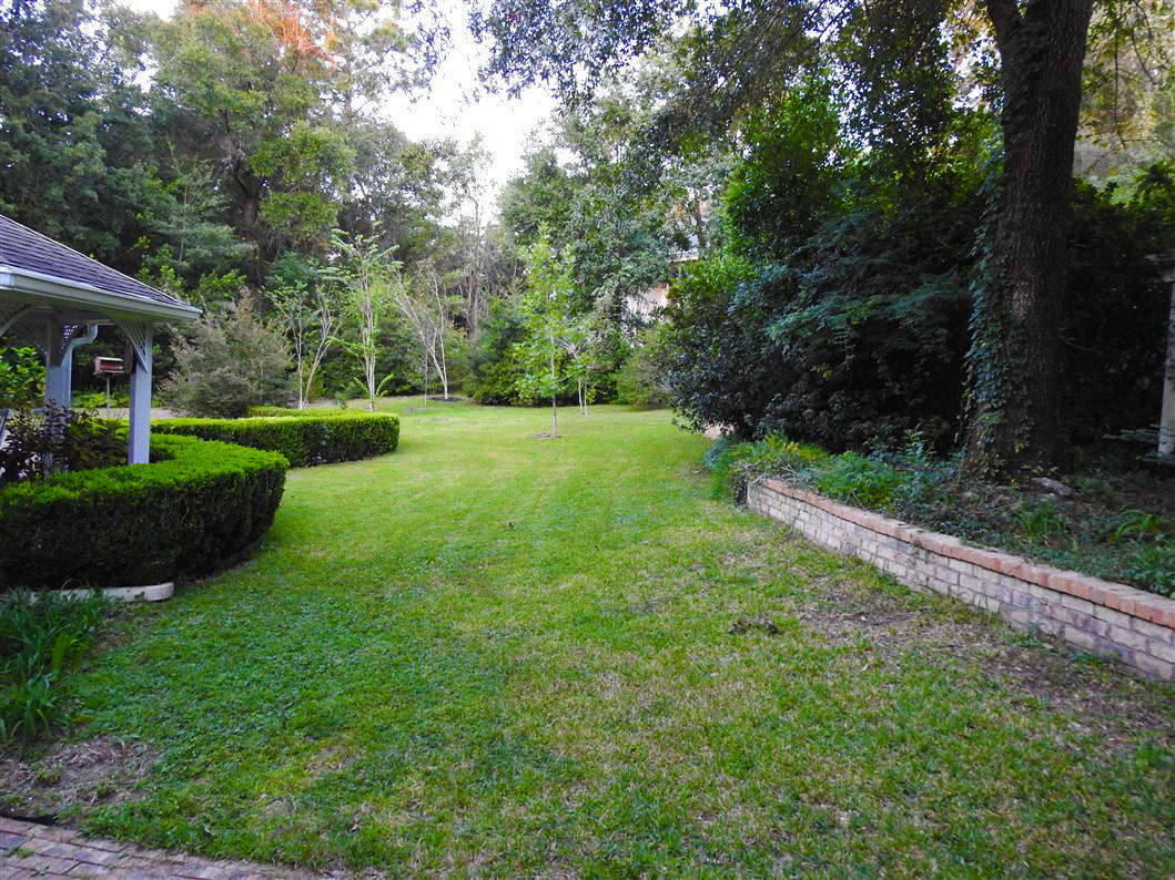 12th Avenue and Ellison Drive - Residential